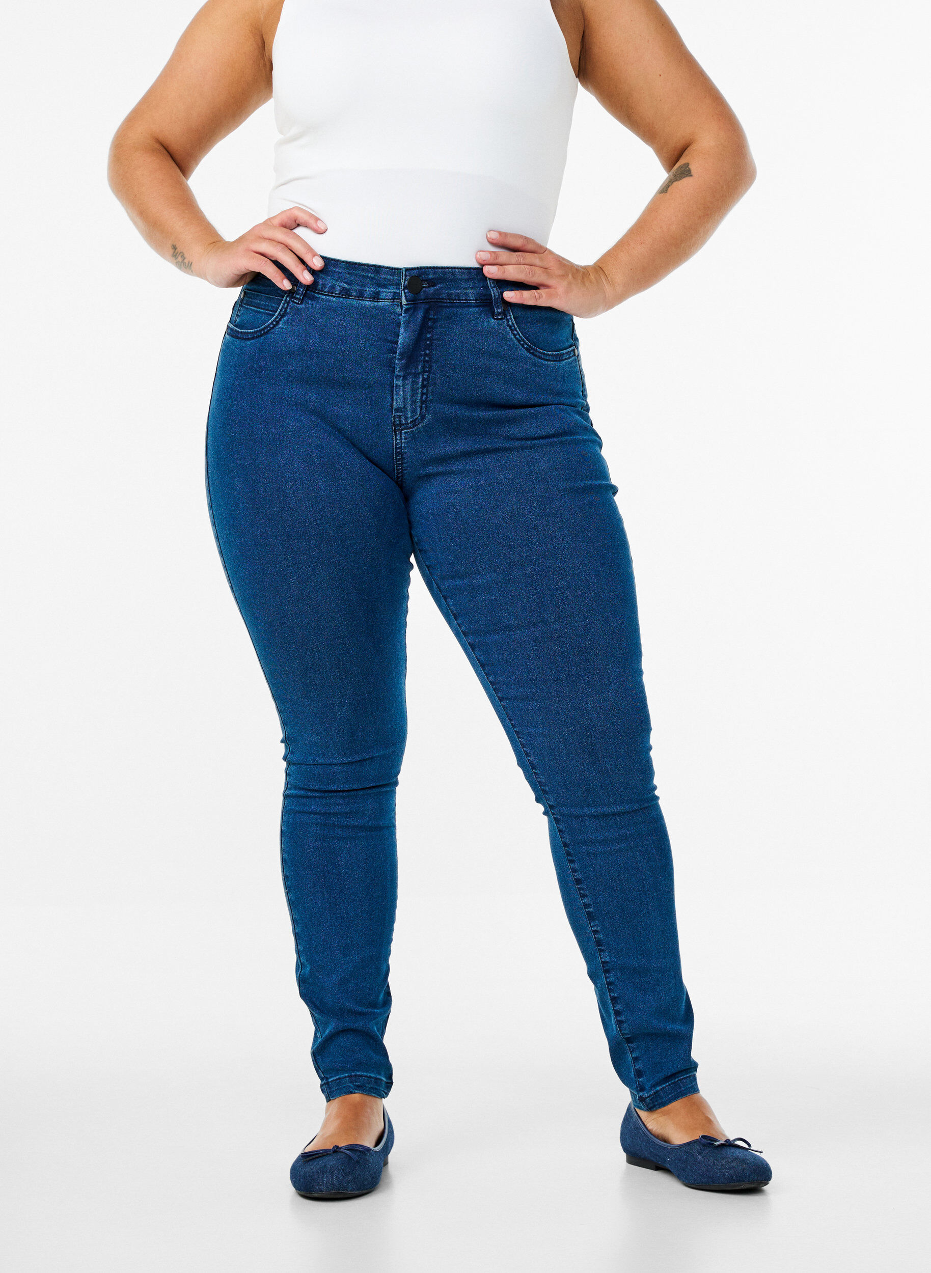 Zizzi Jean Amy super slim taille haute, Bleu, Model image number 3