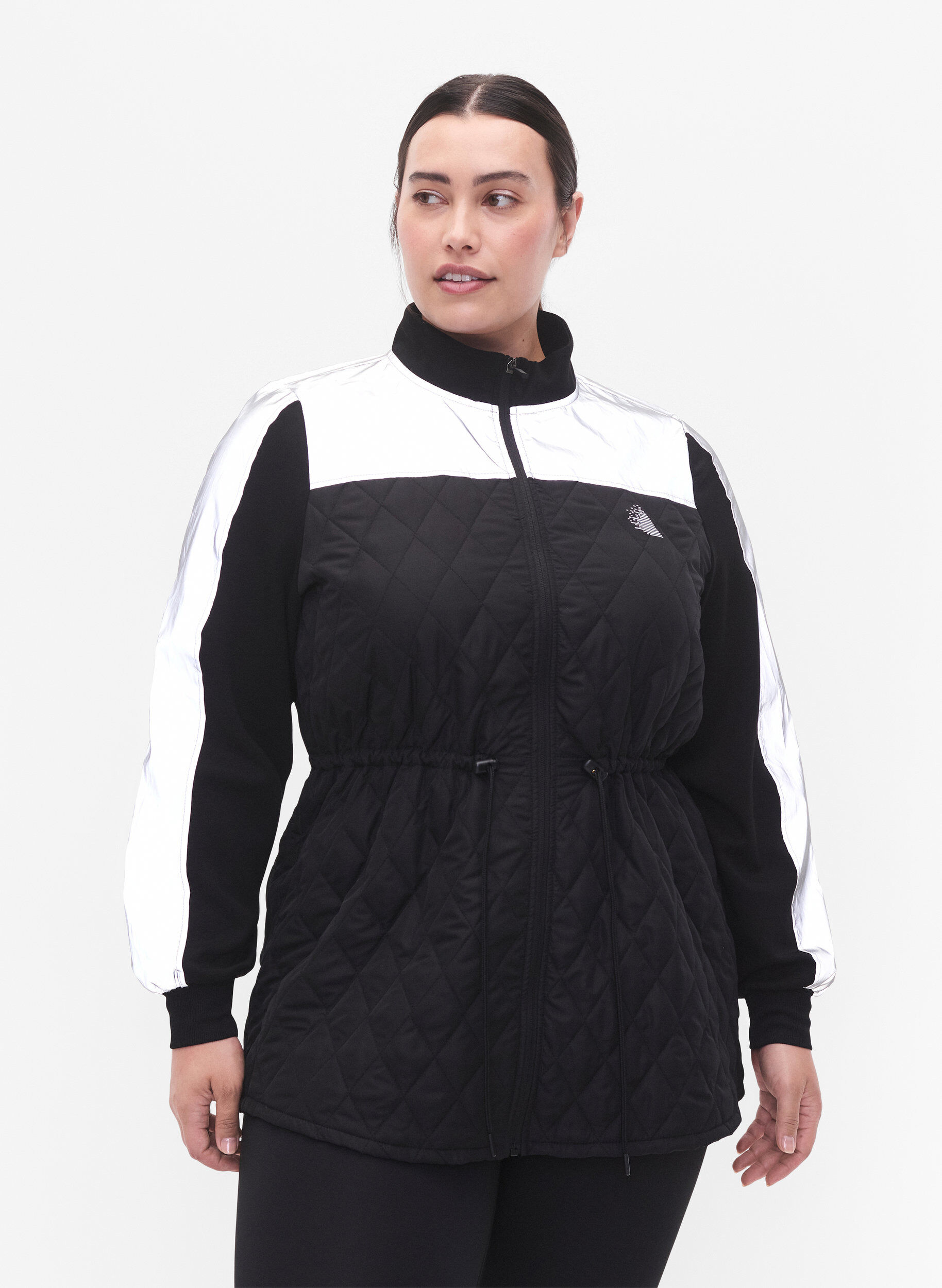 Zizzi Veste de sport r&eacute;fl&eacute;chissante avec taille r&eacute;glable, Black w. Reflex, Model image number 0