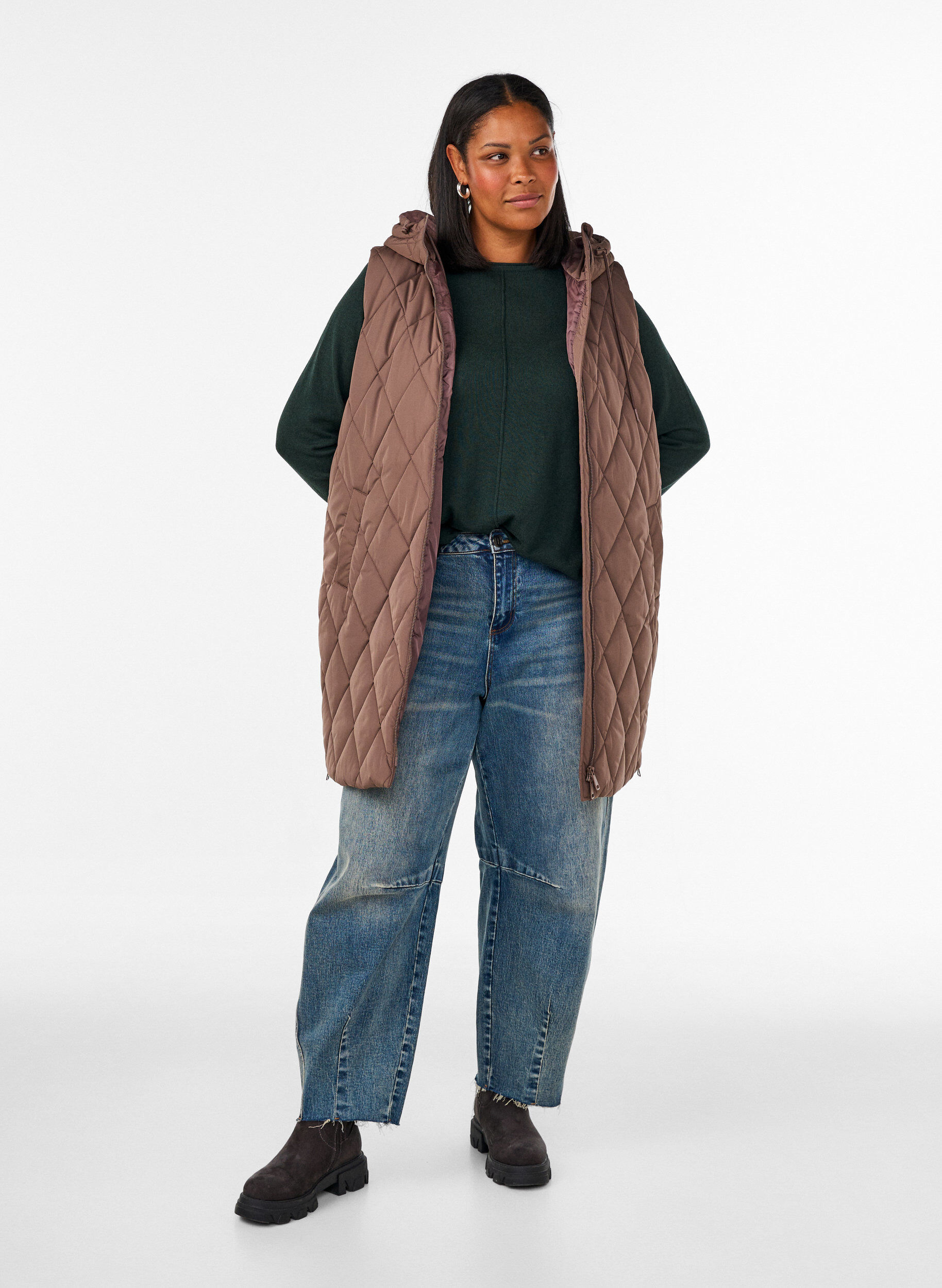 ZizziGilet matelass&eacute; mi-long &agrave; capuche, Marron, Model image number 1