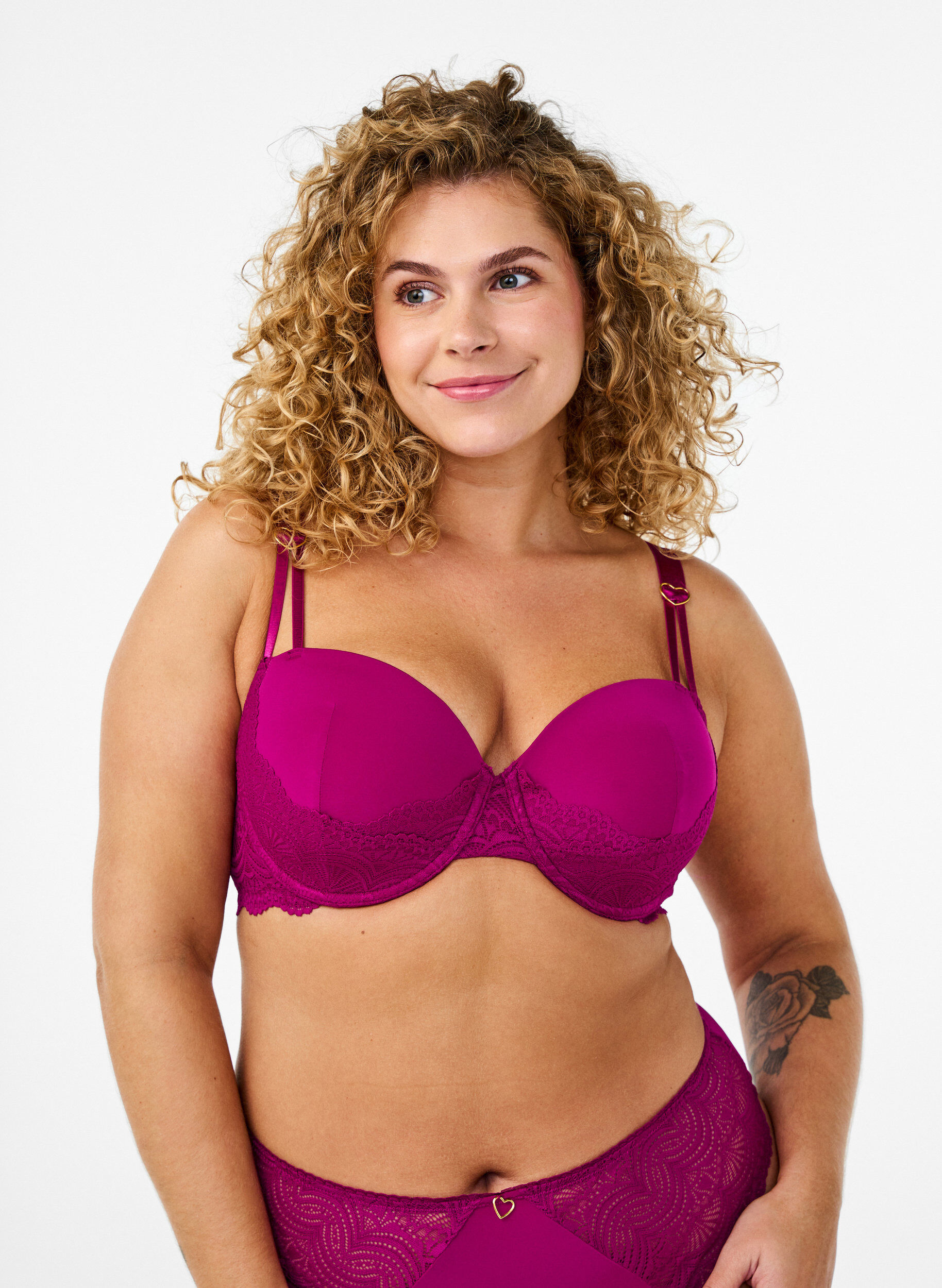 Zizzi Soutien-gorge moul&eacute; avec dentelle, Bordeaux, Model image number 0