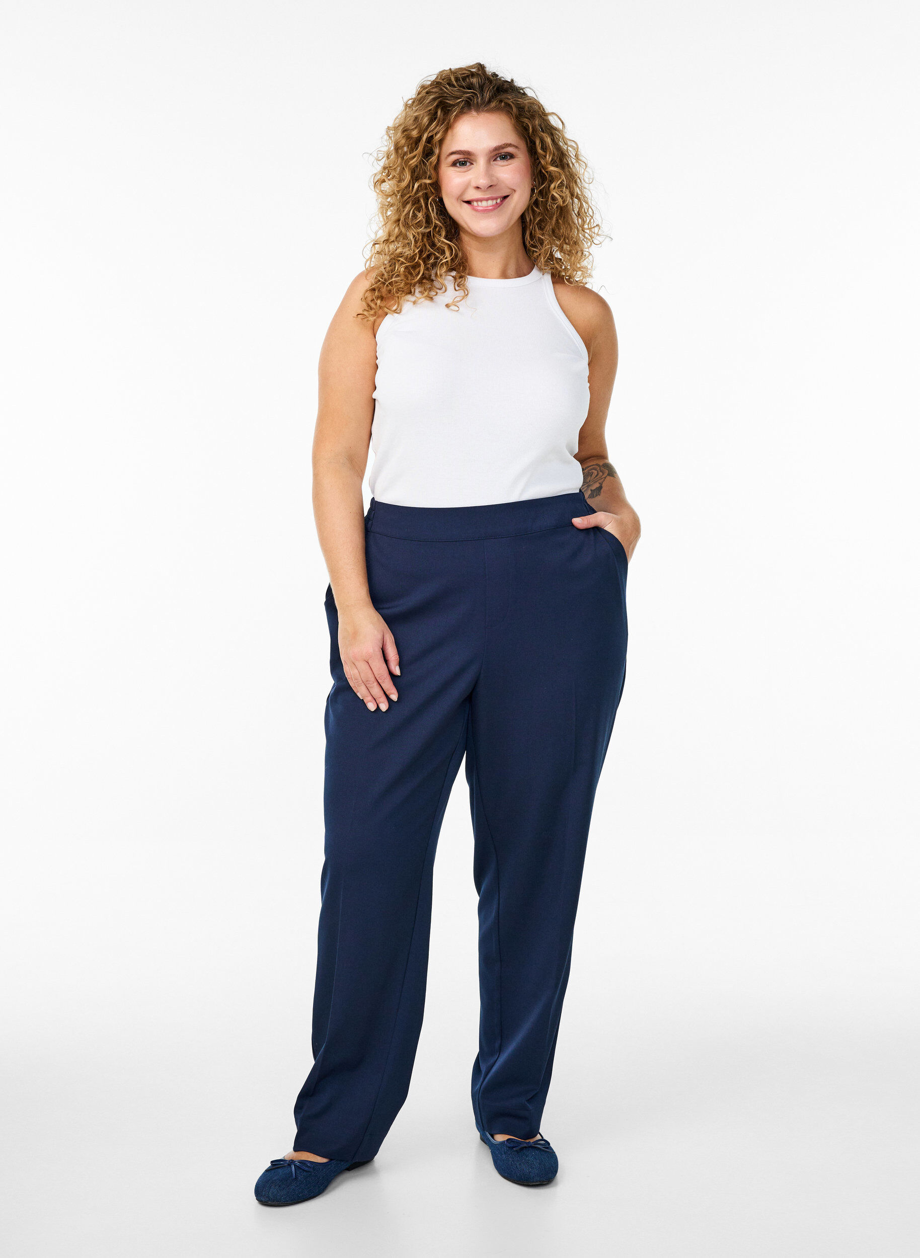 Zizzi Pantalon ample &agrave; taille haute, Bleu, Model image number 0