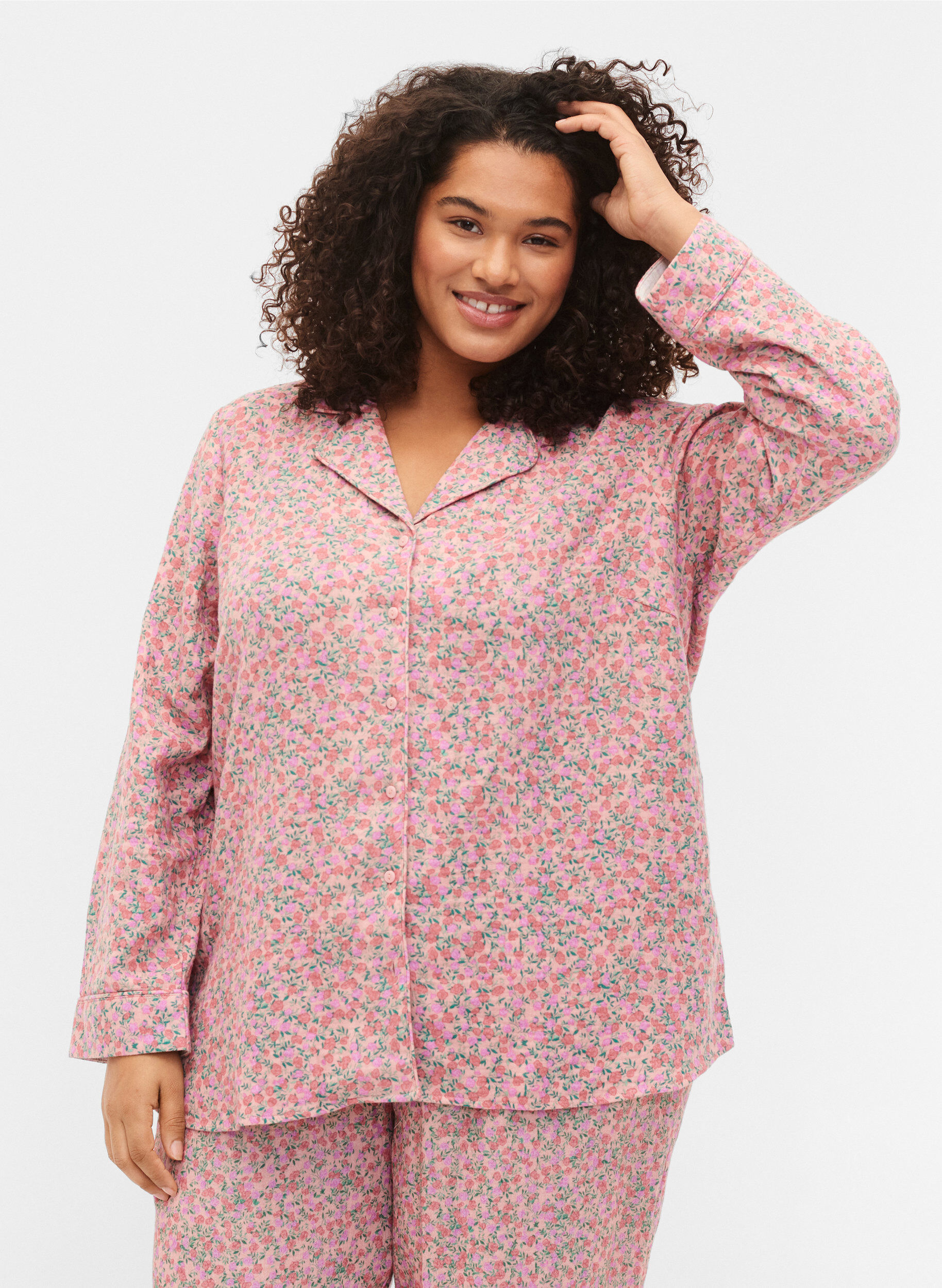 Zizzi Chemise de nuit en coton avec imprim&eacute; floral, Powder Pink, Model image number 0