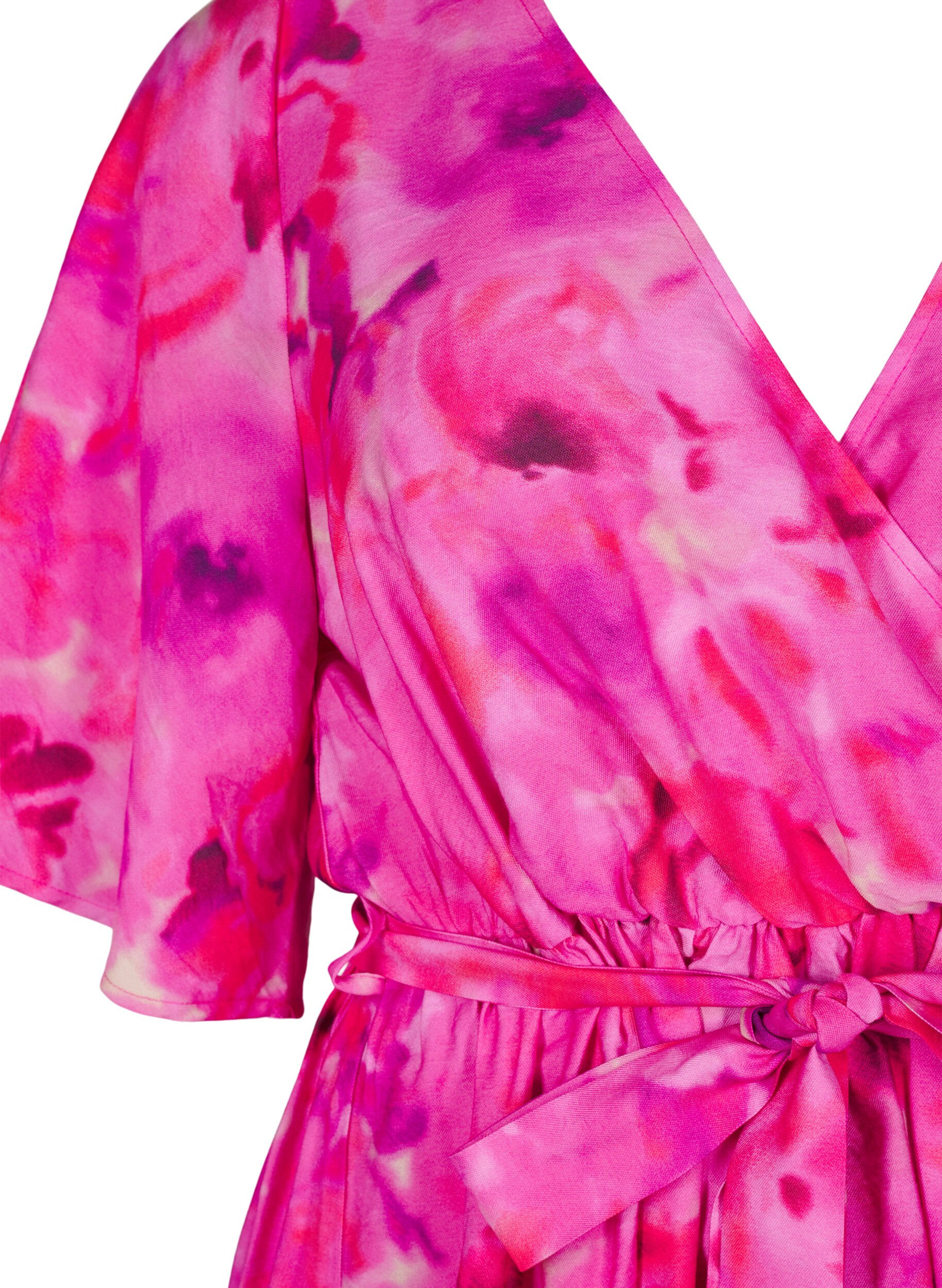 Zizzi Robe portefeuille mi-longue &agrave; imprim&eacute; floral, Pink Rose AOP, Packshot image number 2