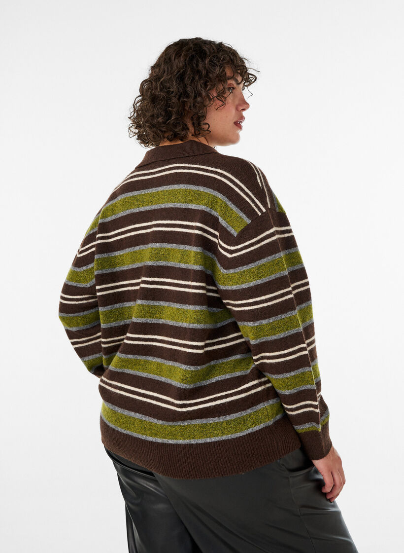 Blouse en maille &agrave; rayures et col polo, Marron, Model