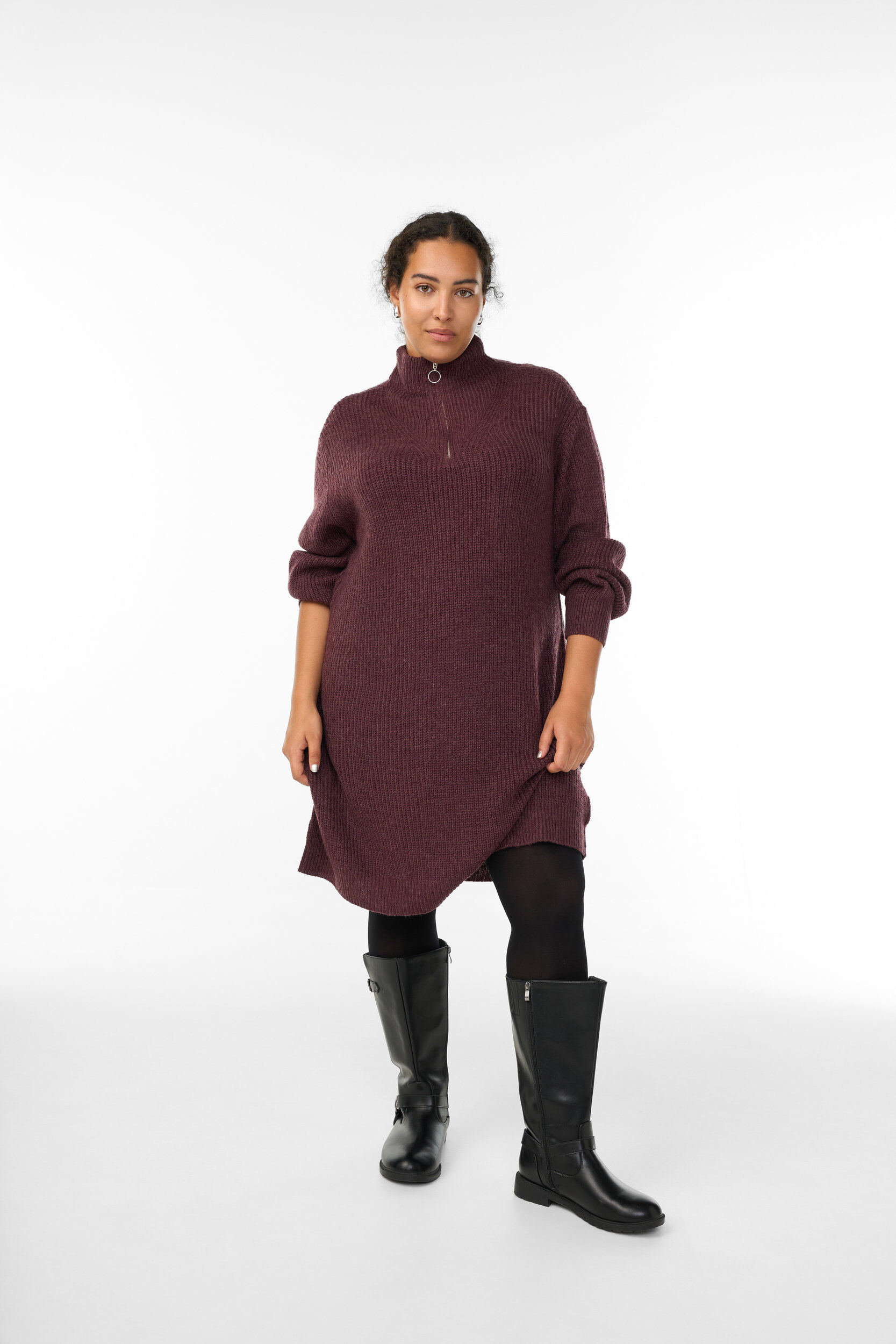 Zizzi FLASH - Robe courte en maille avec col montant, Bordeaux, Model image number 1