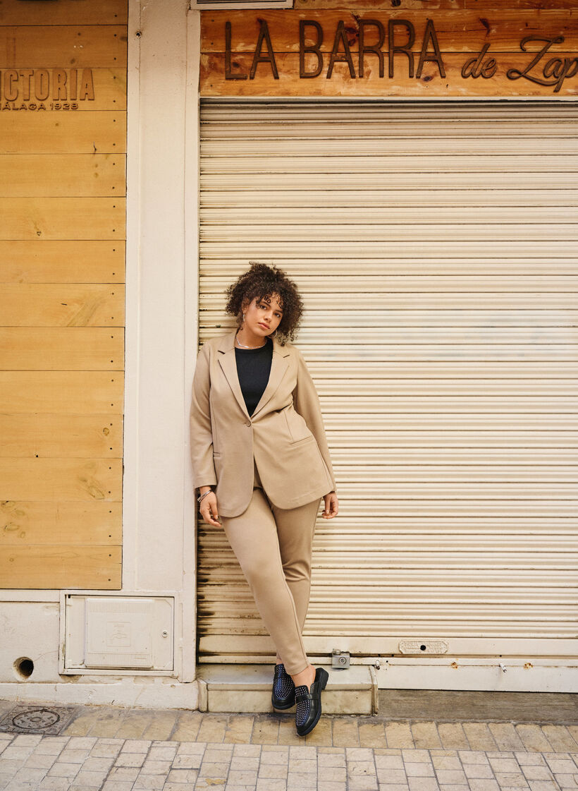 Blazer simple avec fermeture à boutons, Beige, Image image number 0