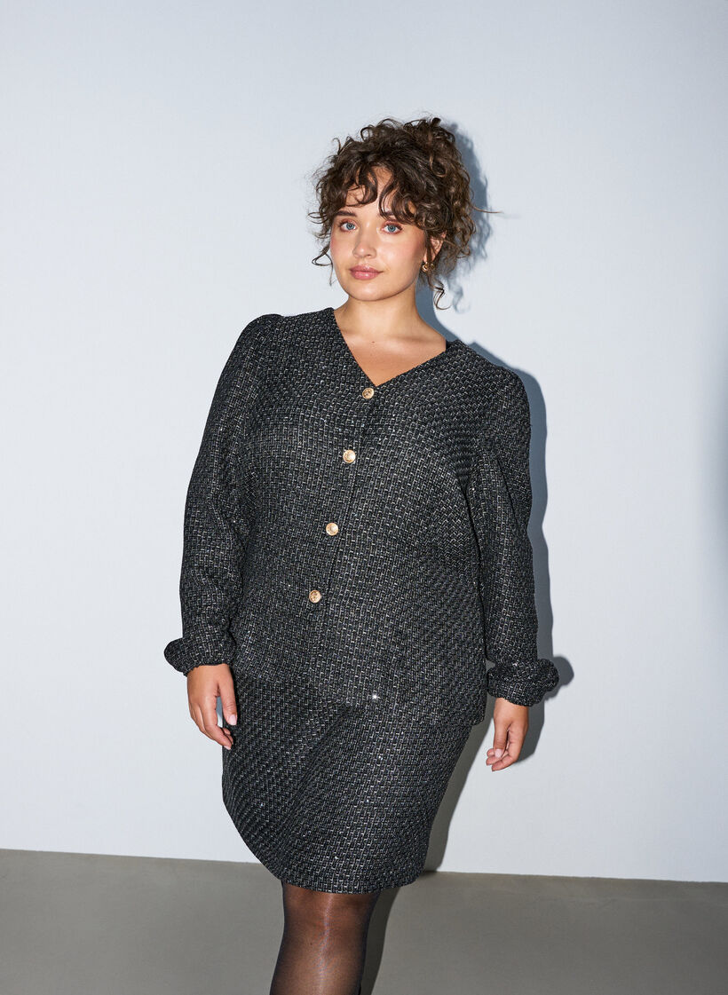Veste boucl&eacute;e avec sequins et boutons d&eacute;coratifs, Noir, Model image number 0