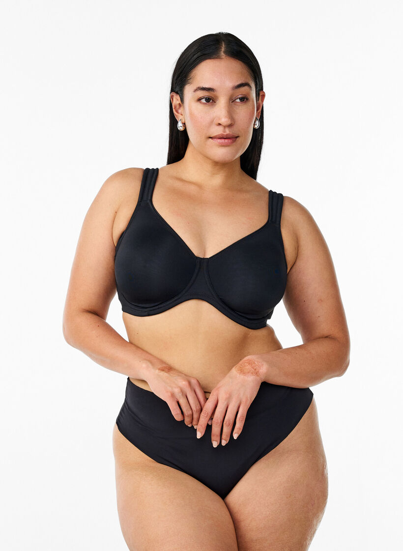 Soutien-gorge confortable avec armature et bonnets moul&eacute;s, Noir, Model image number 1
