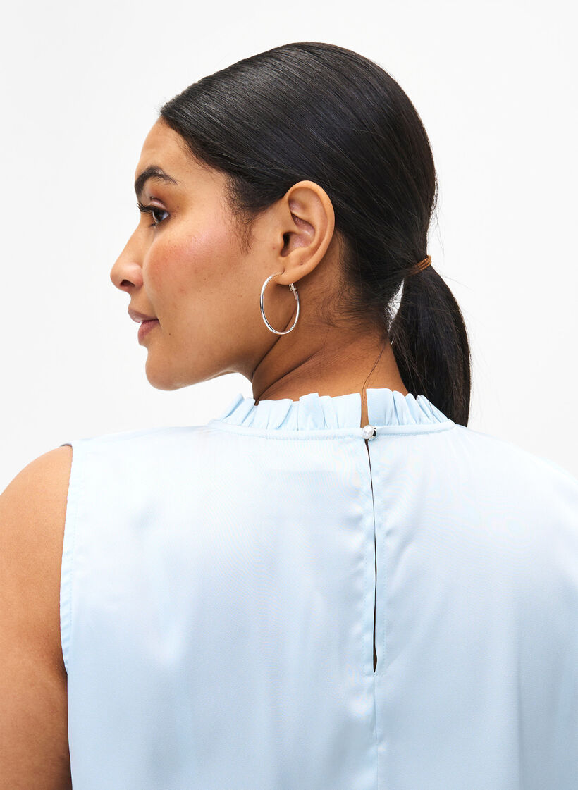 Haut festif sans manches en satin, Delicate Blue, Model image number 2