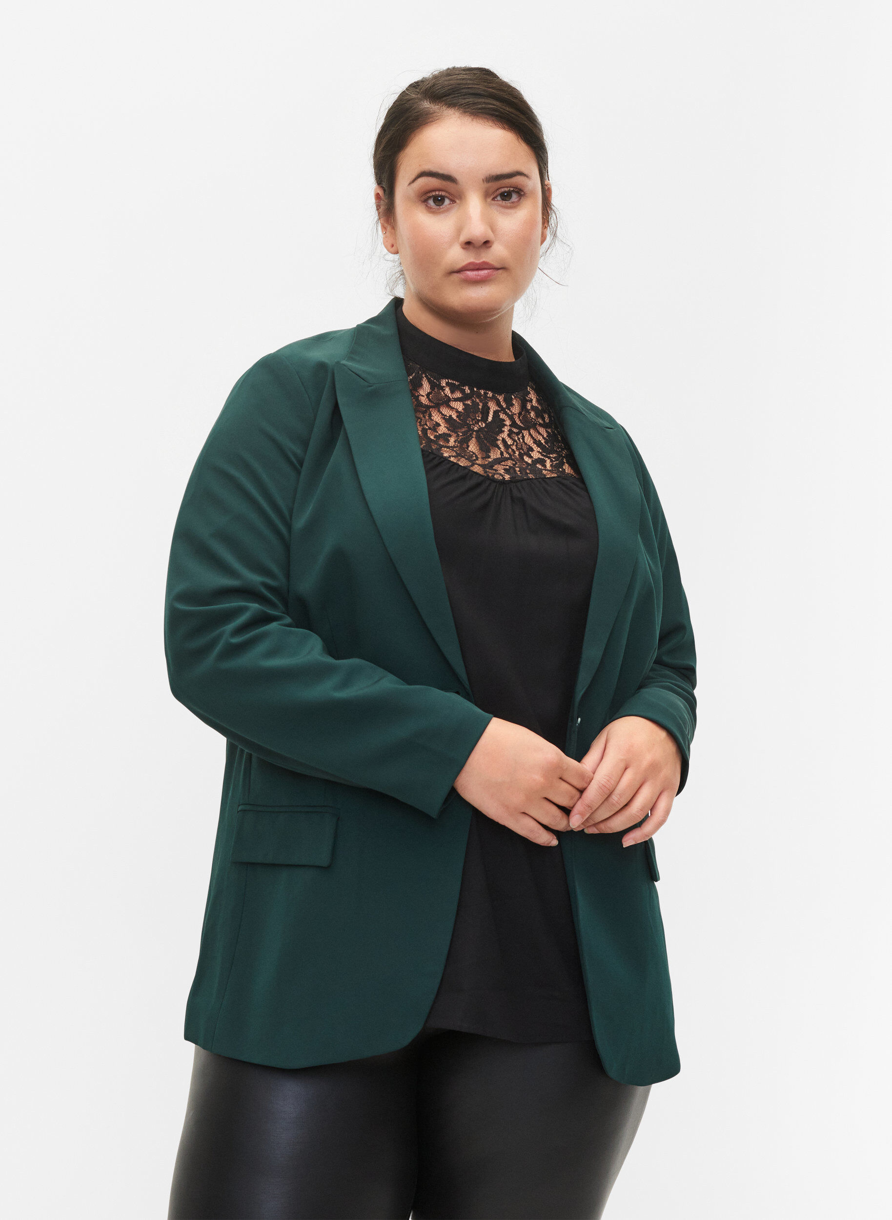 Zizzi Blazer classique avec poches, Scarab, Model image number 0