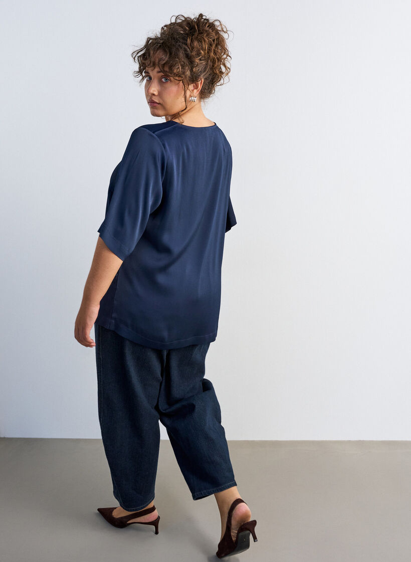 Blouse en satin &agrave; manches au coude, Bleu, Model image number 2