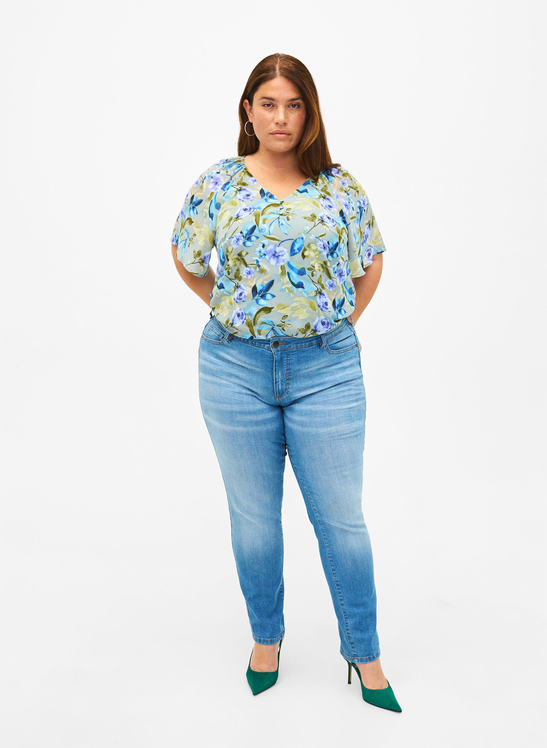 Zizzi Chemisier de soir&eacute;e floral &agrave; manches courtes, Wrought Iron AOP, Model image number 2