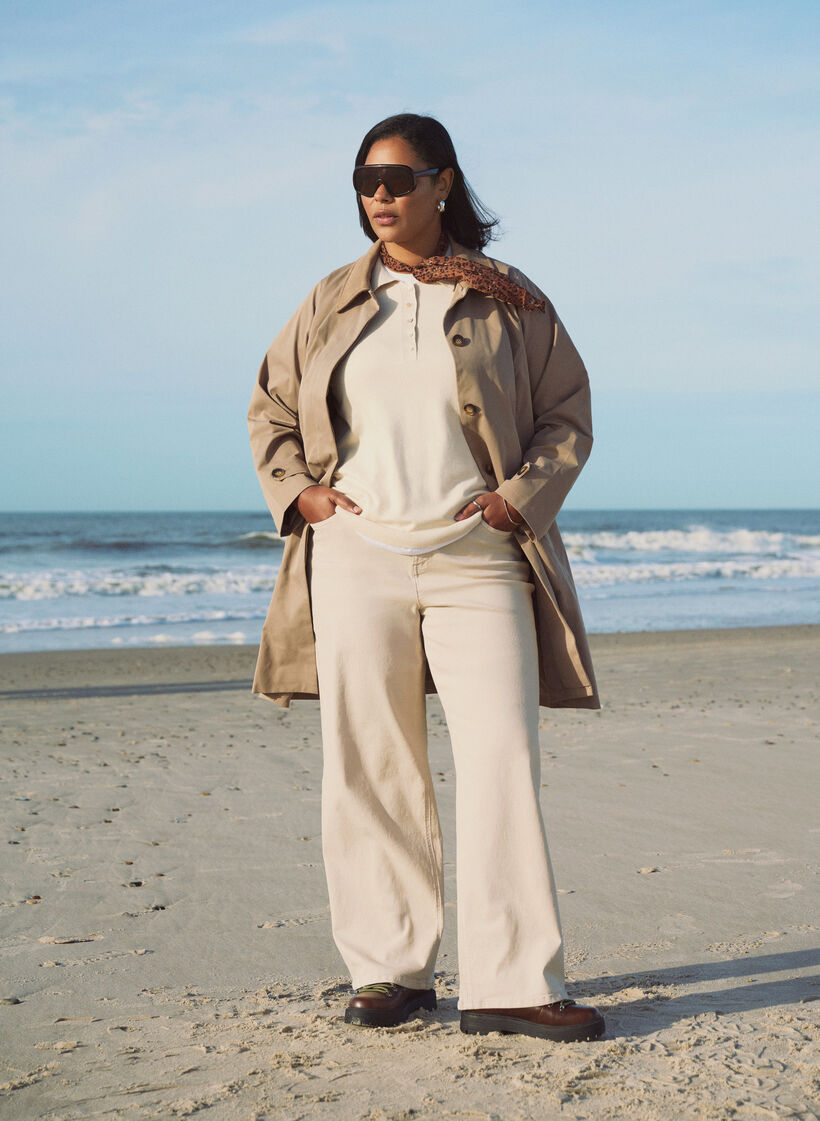 Veste de printemps avec col en su&eacute;dine et fermeture &agrave; boutons cach&eacute;s, Beige, Image