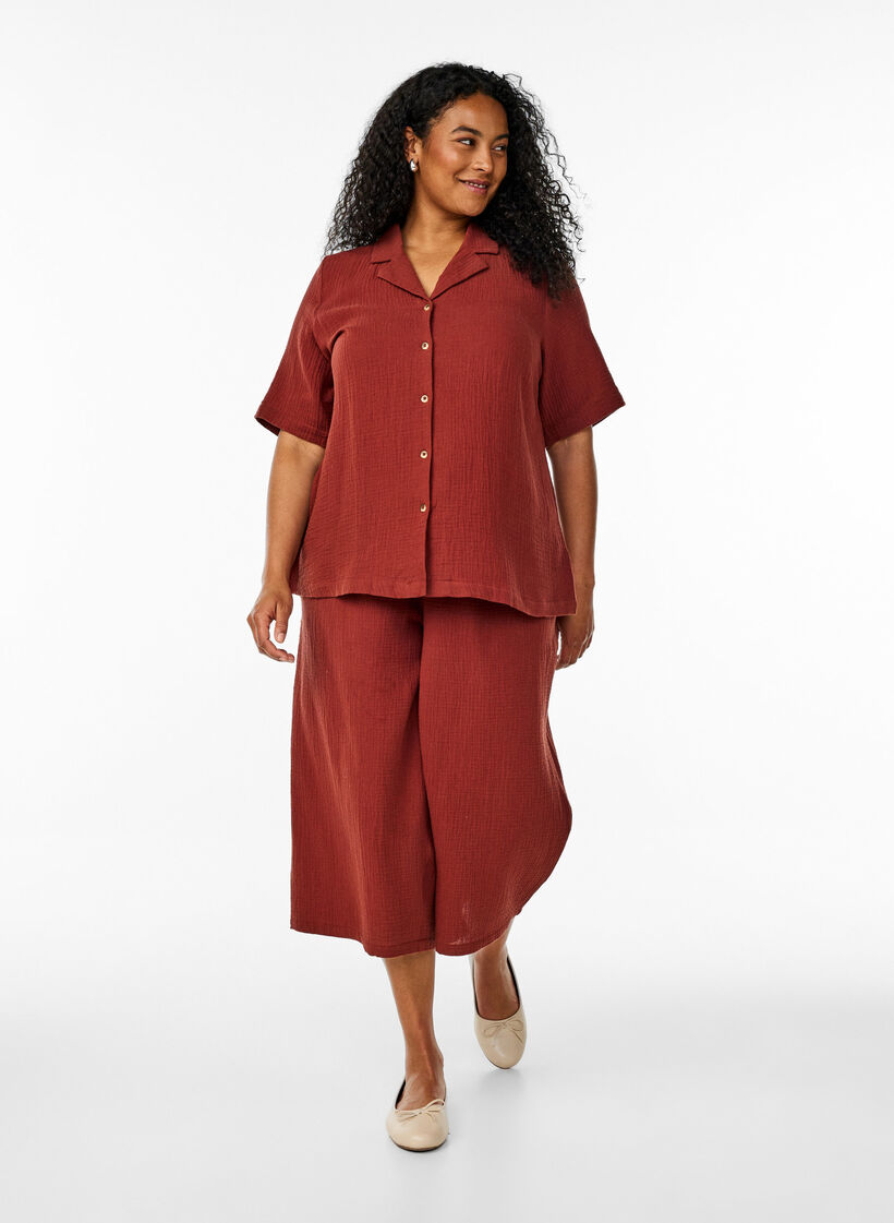 Pantalon culotte en mousseline de coton avec taille haute, Bordeaux, Model image number 0