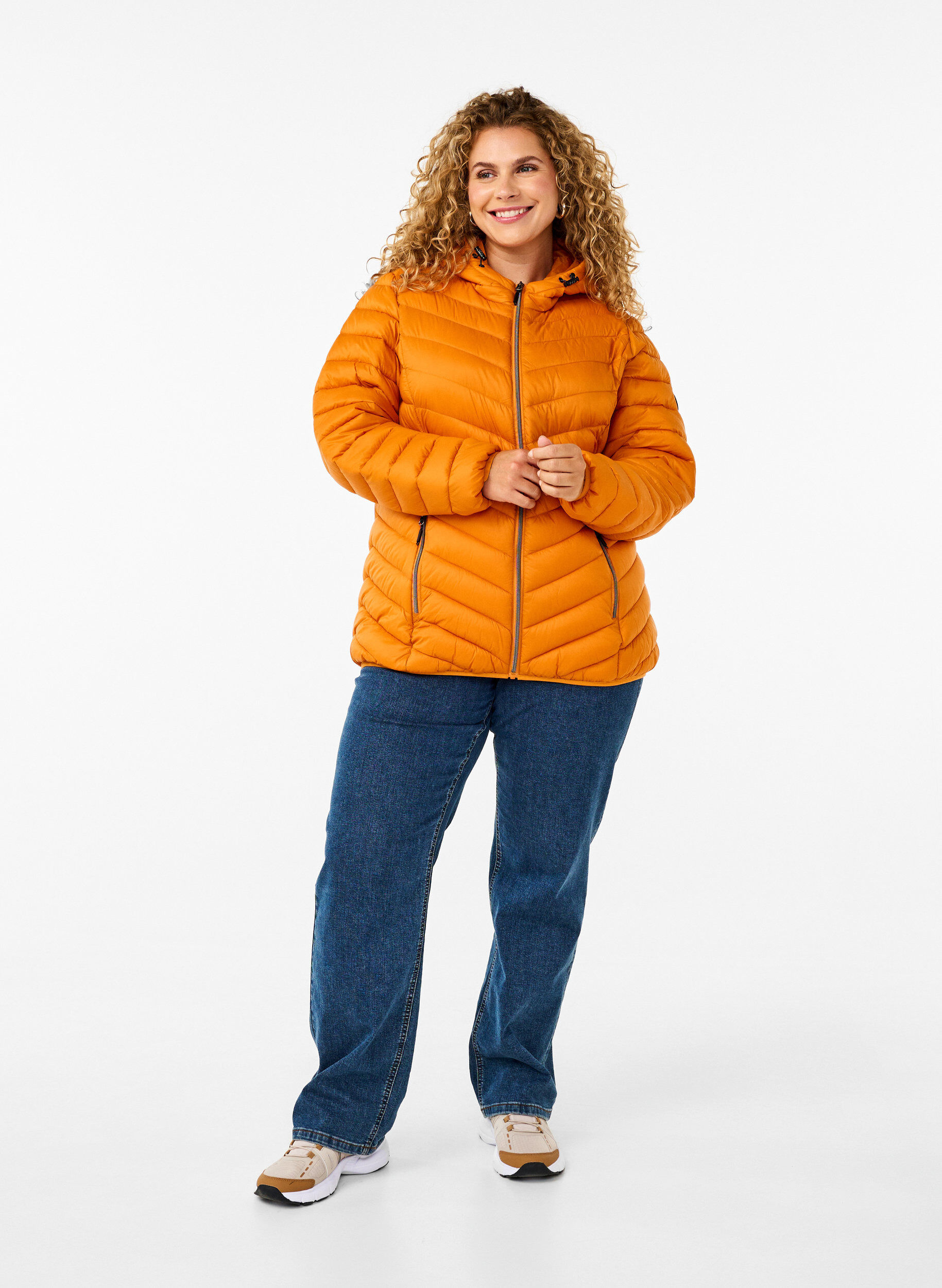 Zizzi Veste l&eacute;g&egrave;re &agrave; capuche, Orange fonc&eacute;, Model image number 1