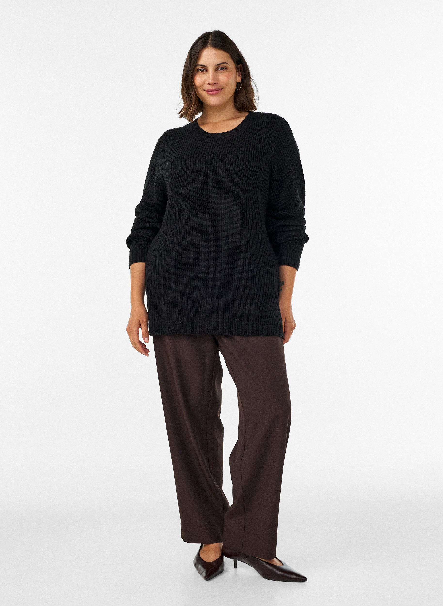ZizziBlouse en maille c&ocirc;tel&eacute;e avec d&eacute;tails de boutons, Noir, Model image number 1
