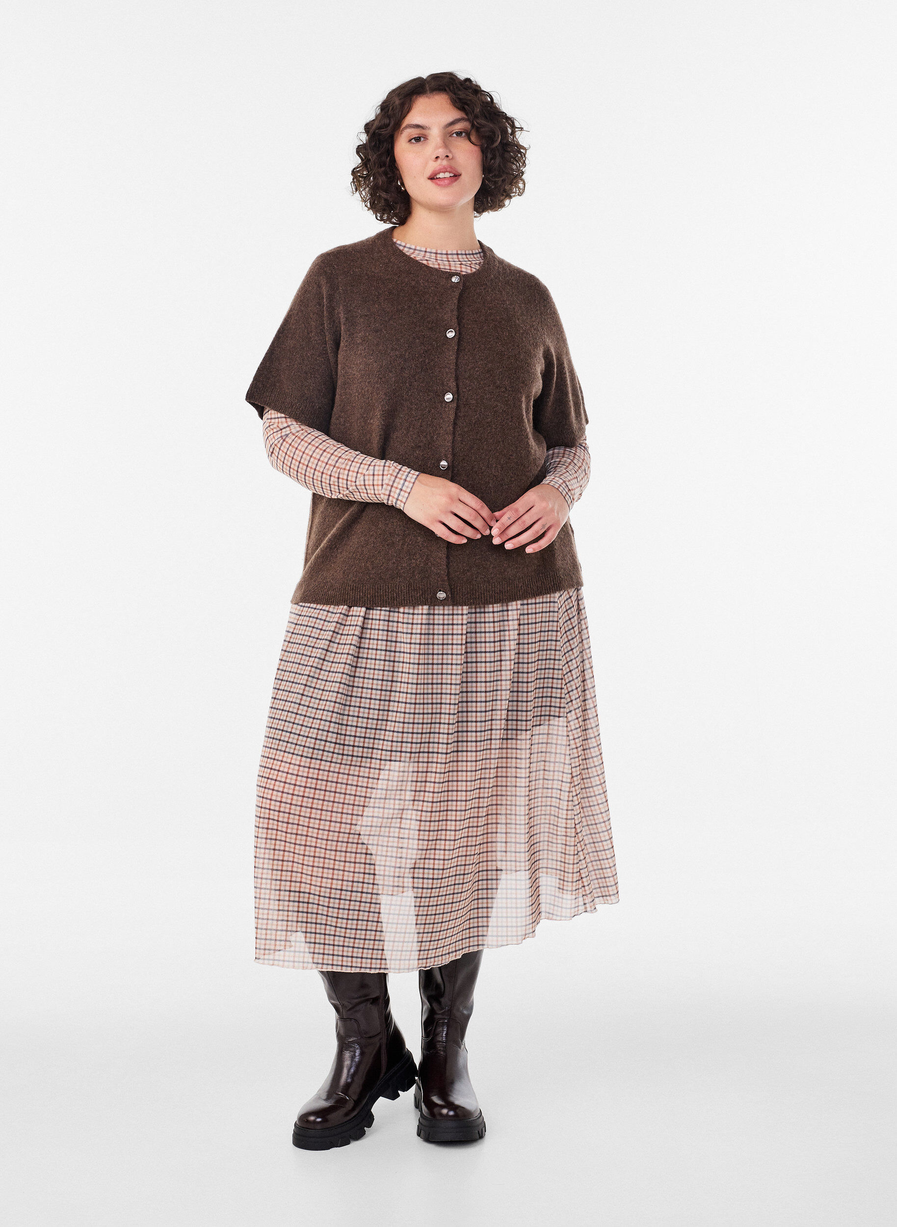 ZizziCardigan en maille avec manches courtes, Marron, Model image number 1