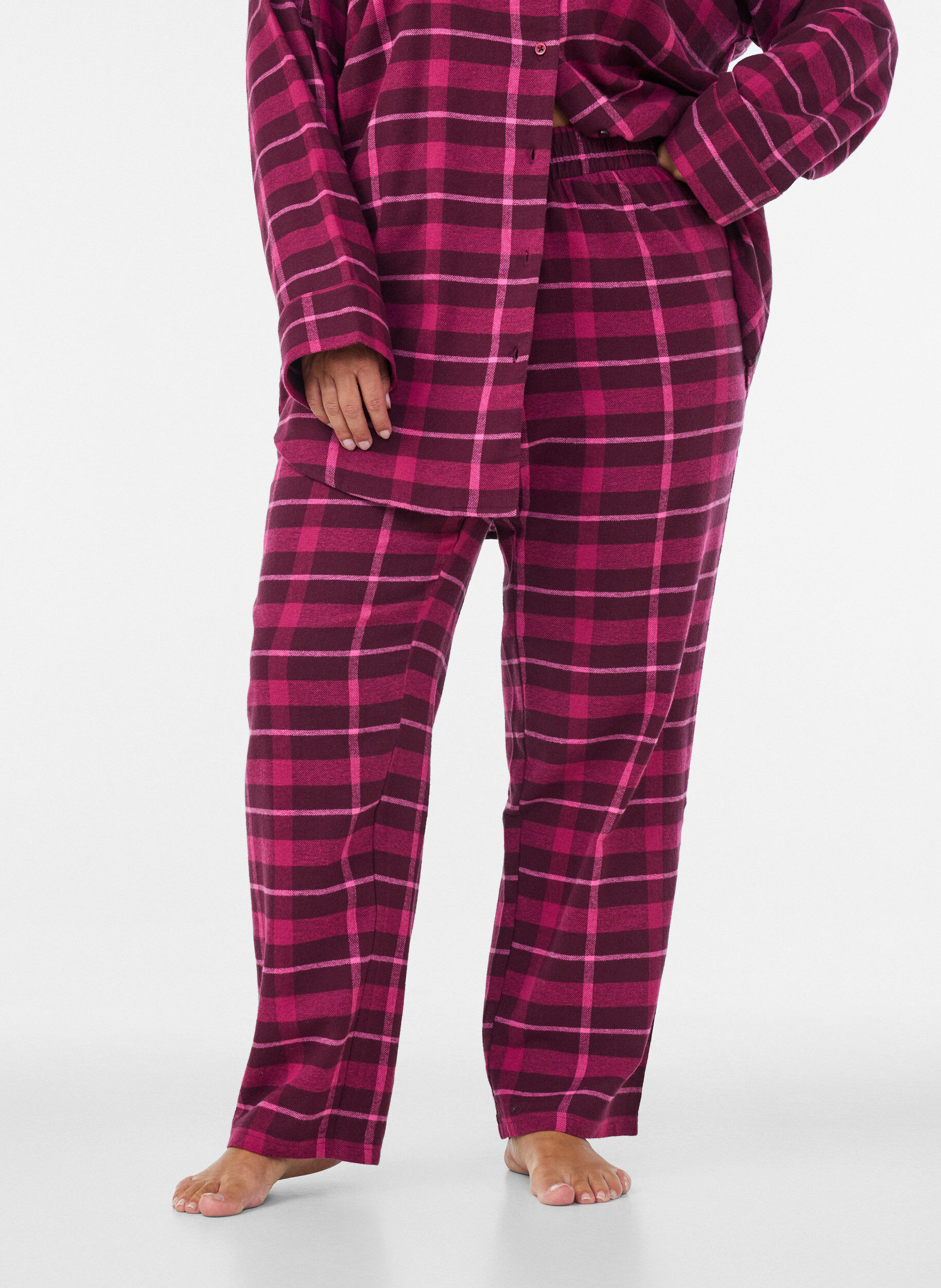 ZizziBas de pyjama &agrave; carreaux en coton, Bordeaux, Model image number 2