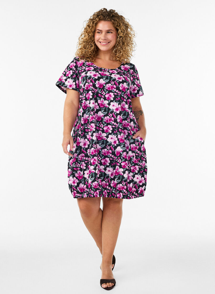 Robe en coton &agrave; manches courtes avec imprim&eacute;, Noir, Model image number 1