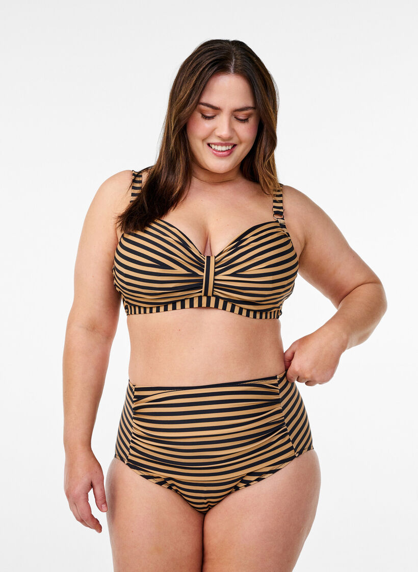 Haut de bikini avec armatures et imprim&eacute;, Camel, Model image number 1