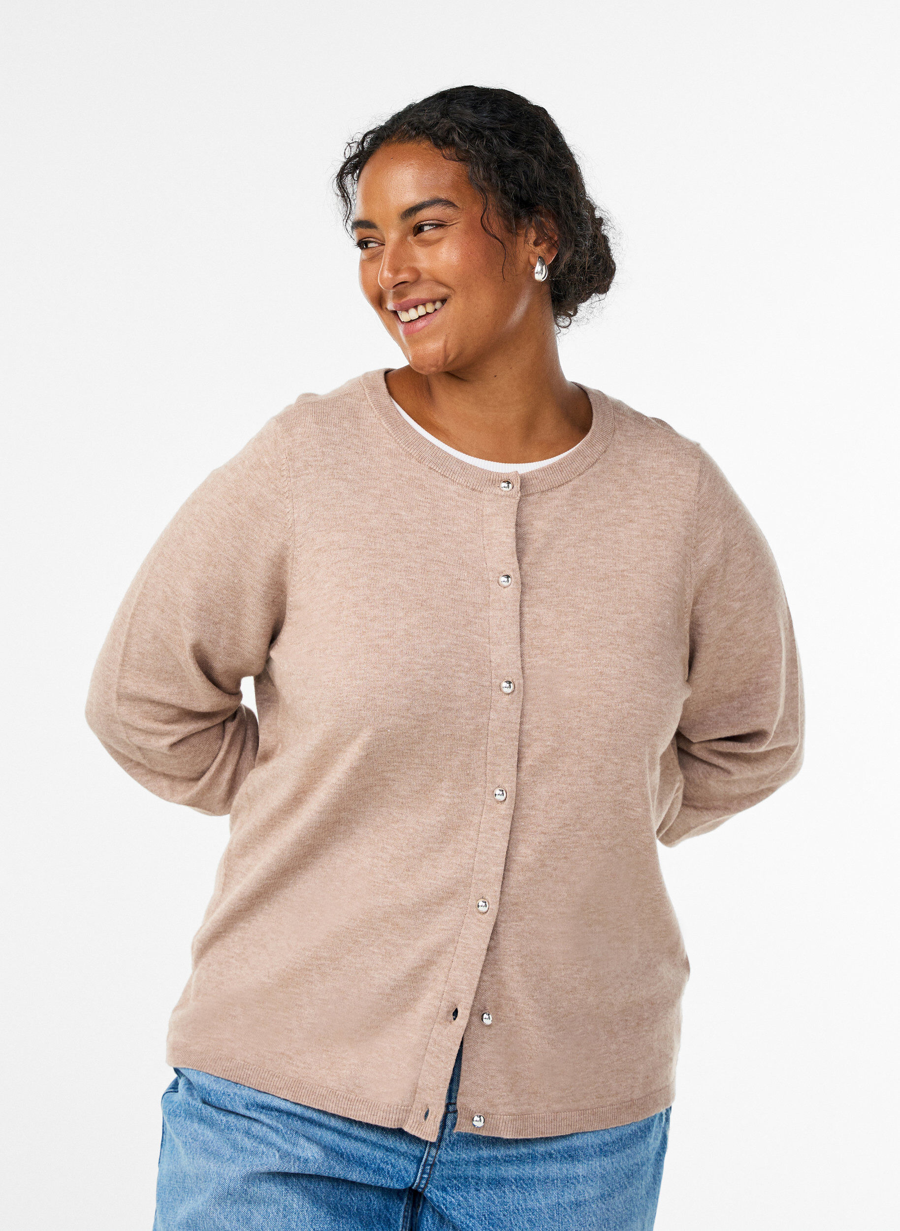 ZizziCardigan &agrave; boutons ronds, Beige, Model image number 0