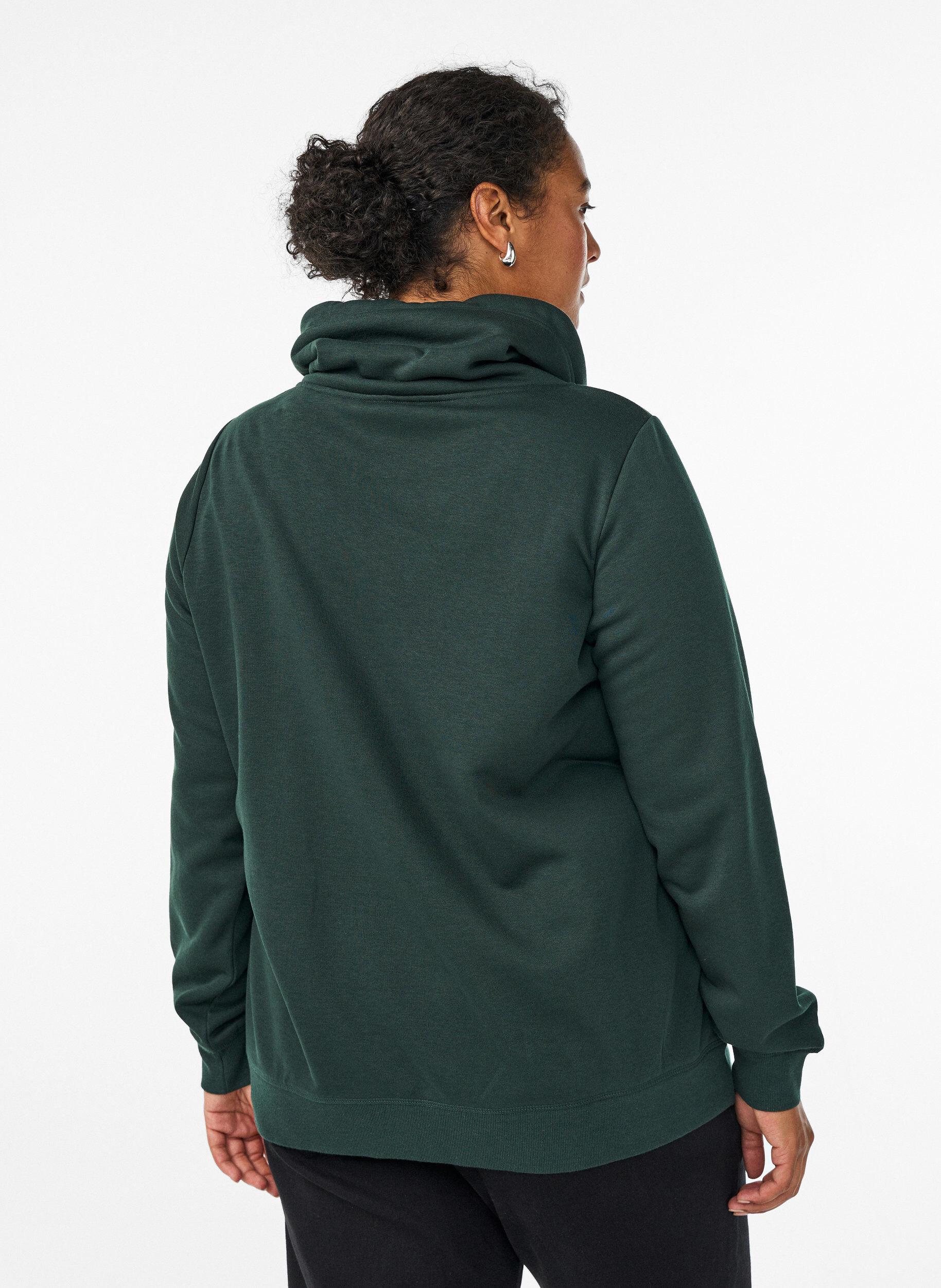 Zizzi FLASH - Sweat &agrave; col montant et poches, Vert fonc&eacute;, Model image number 2