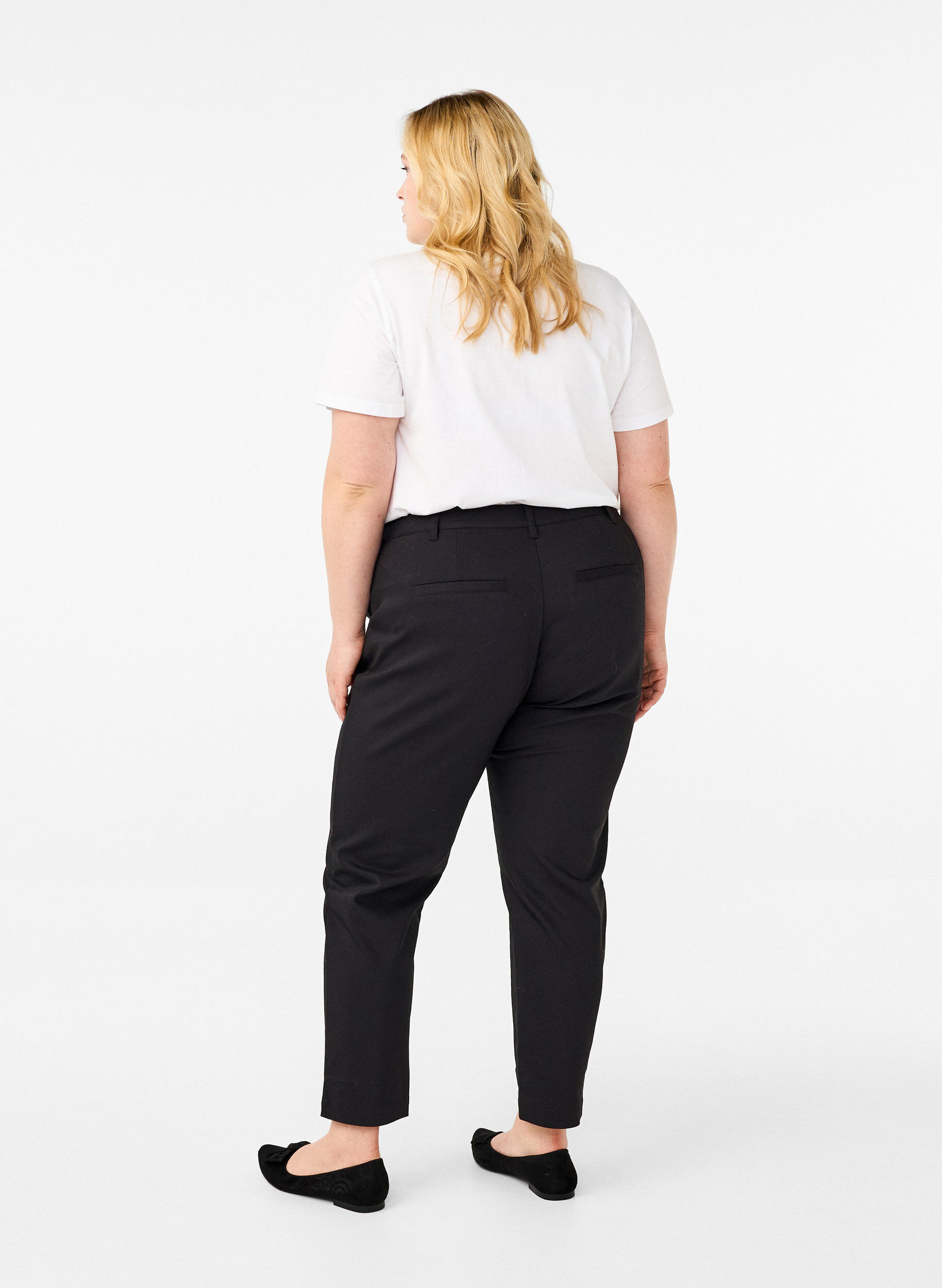 Zizzi Pantalon coupe droite &agrave; taille haute, Noir, Model image number 1
