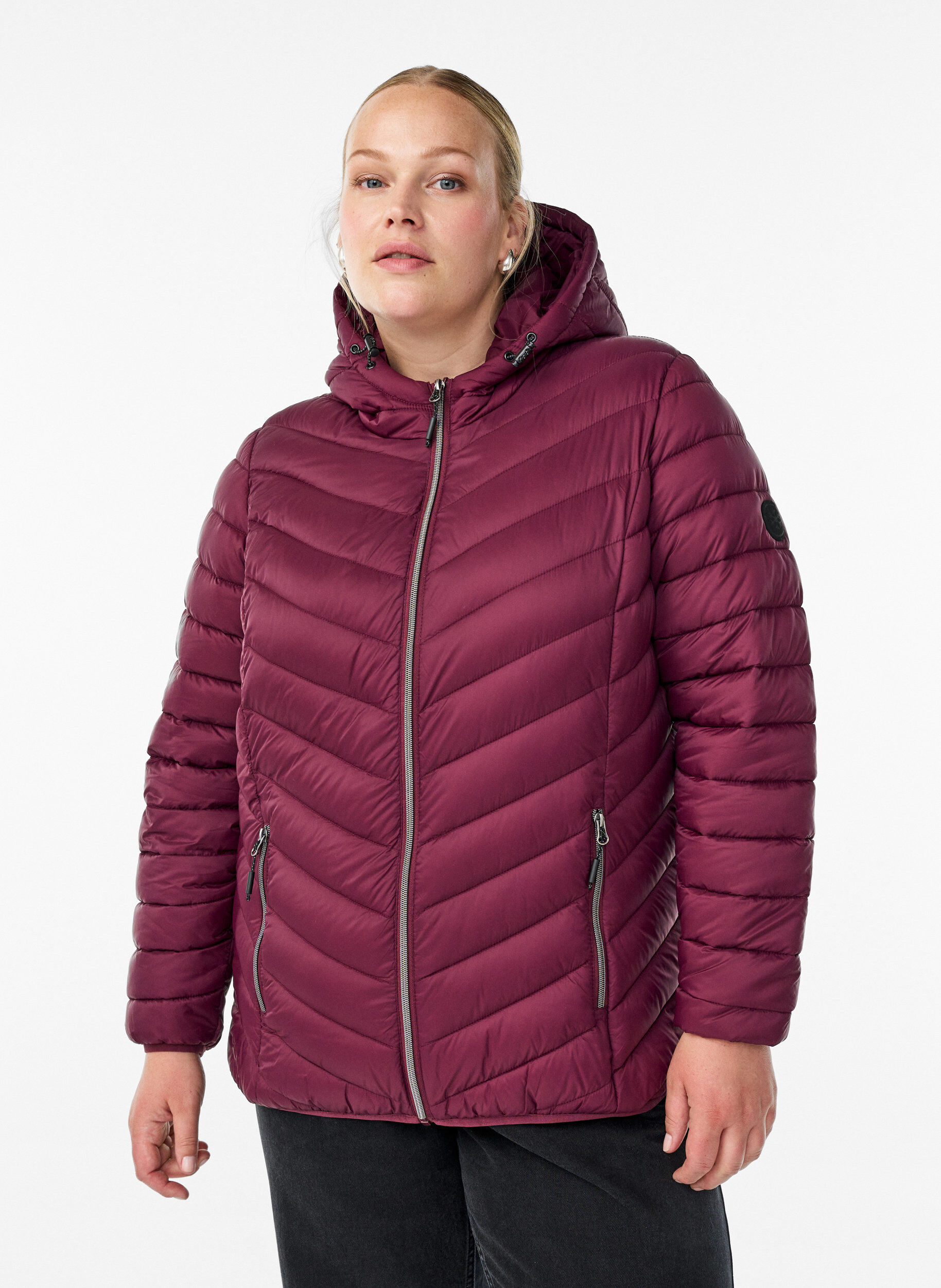 ZizziVeste l&eacute;g&egrave;re &agrave; capuche, Bordeaux fonc&eacute;, Model image number 0