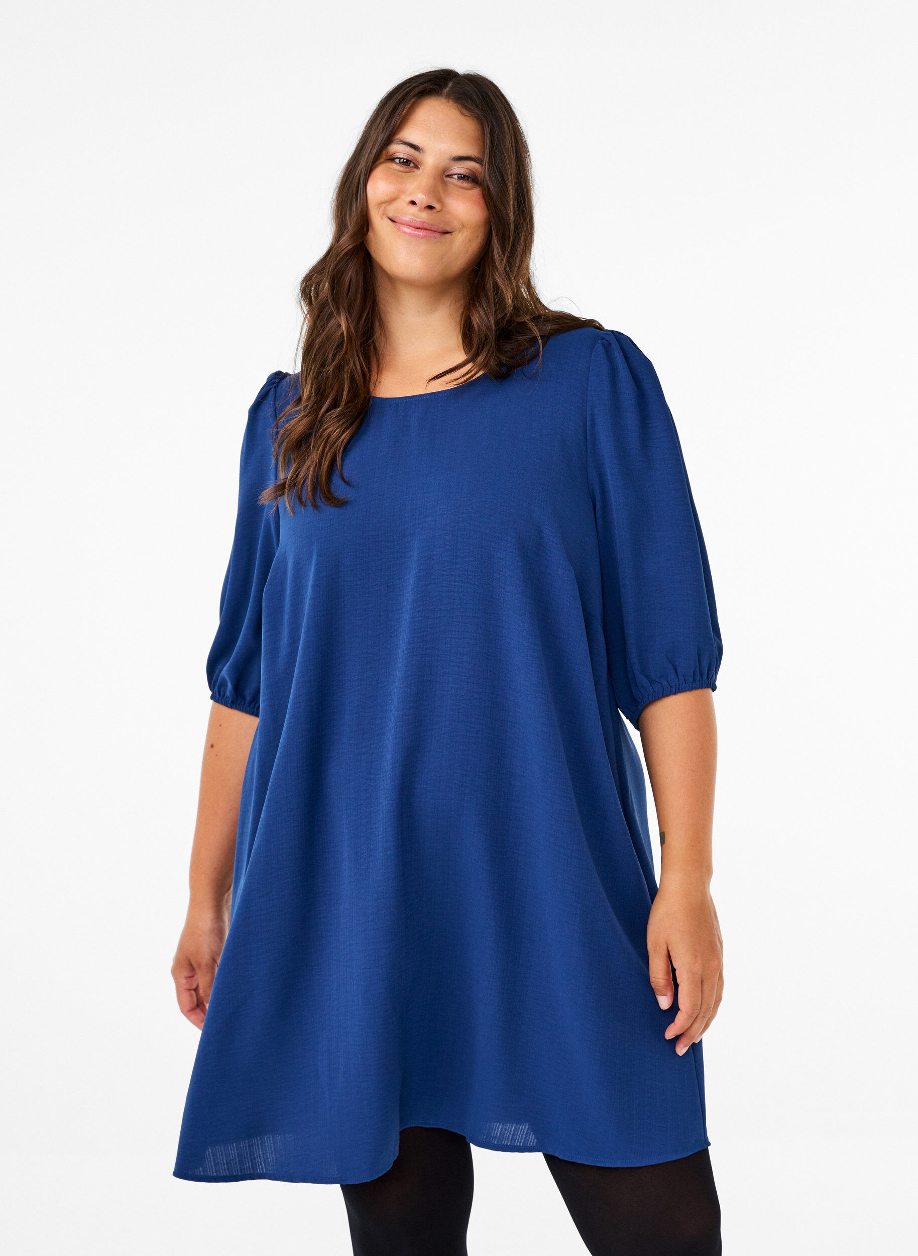 Zizzi Robe courte avec n&oelig;ud dans le dos, Estate Blue, Model image number 0