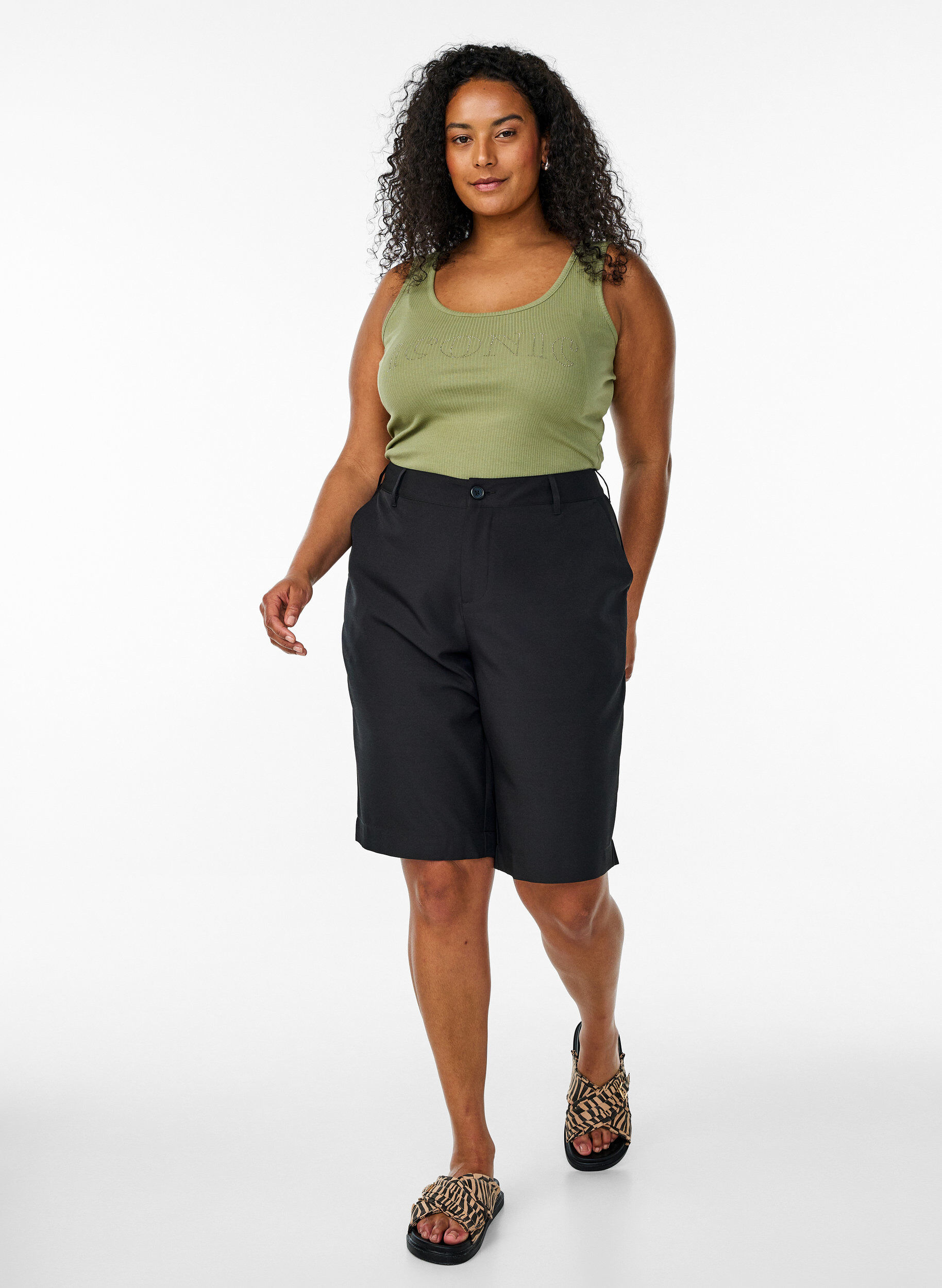 Zizzi D&eacute;bardeur cintr&eacute; avec strass, Vert, Model image number 1