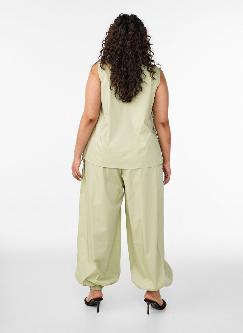 Pantalon ballon taille haute avec ceinture &eacute;lastique, Vert clair, Model image number 1