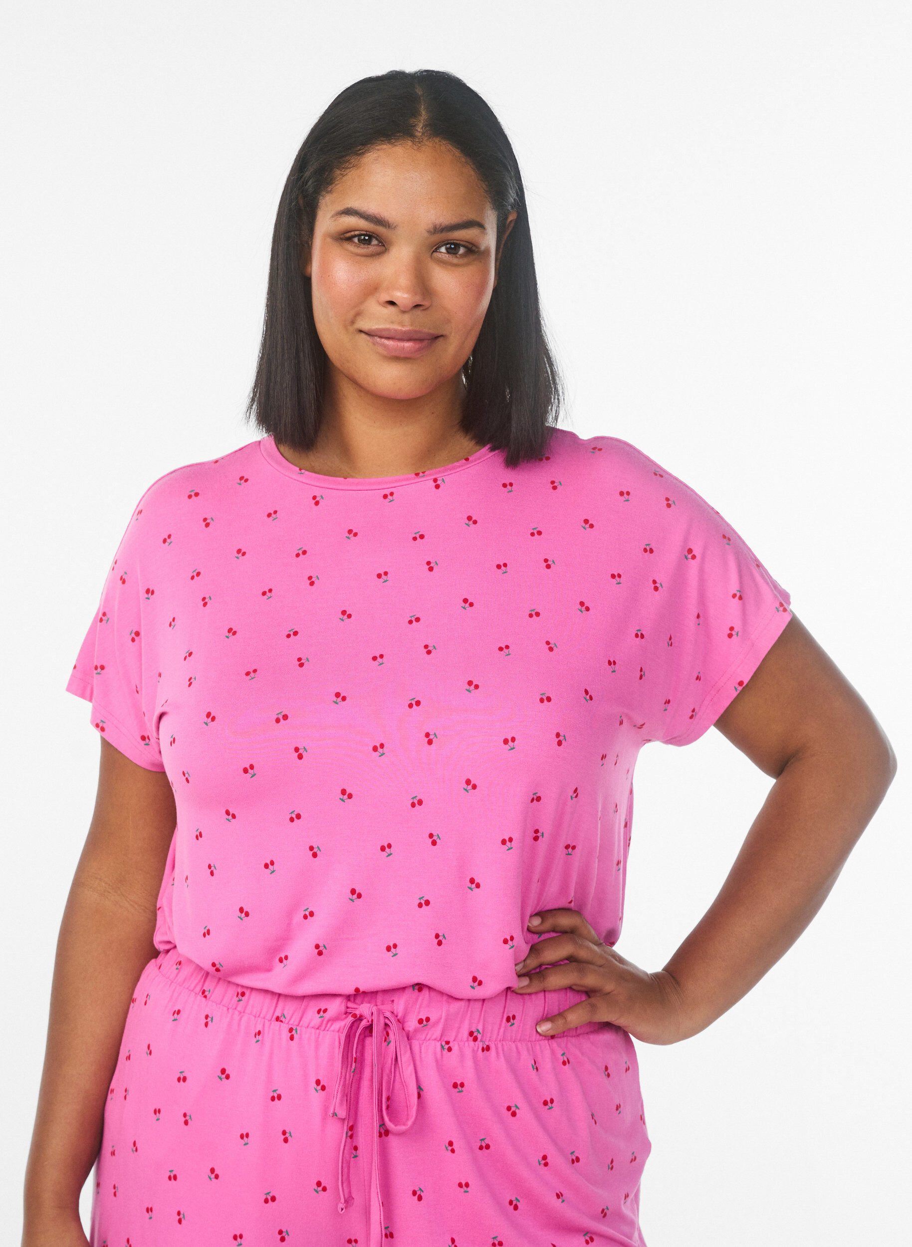 Short de pyjama en jersey de viscose avec un imprim&eacute; int&eacute;gral, Rose, Model