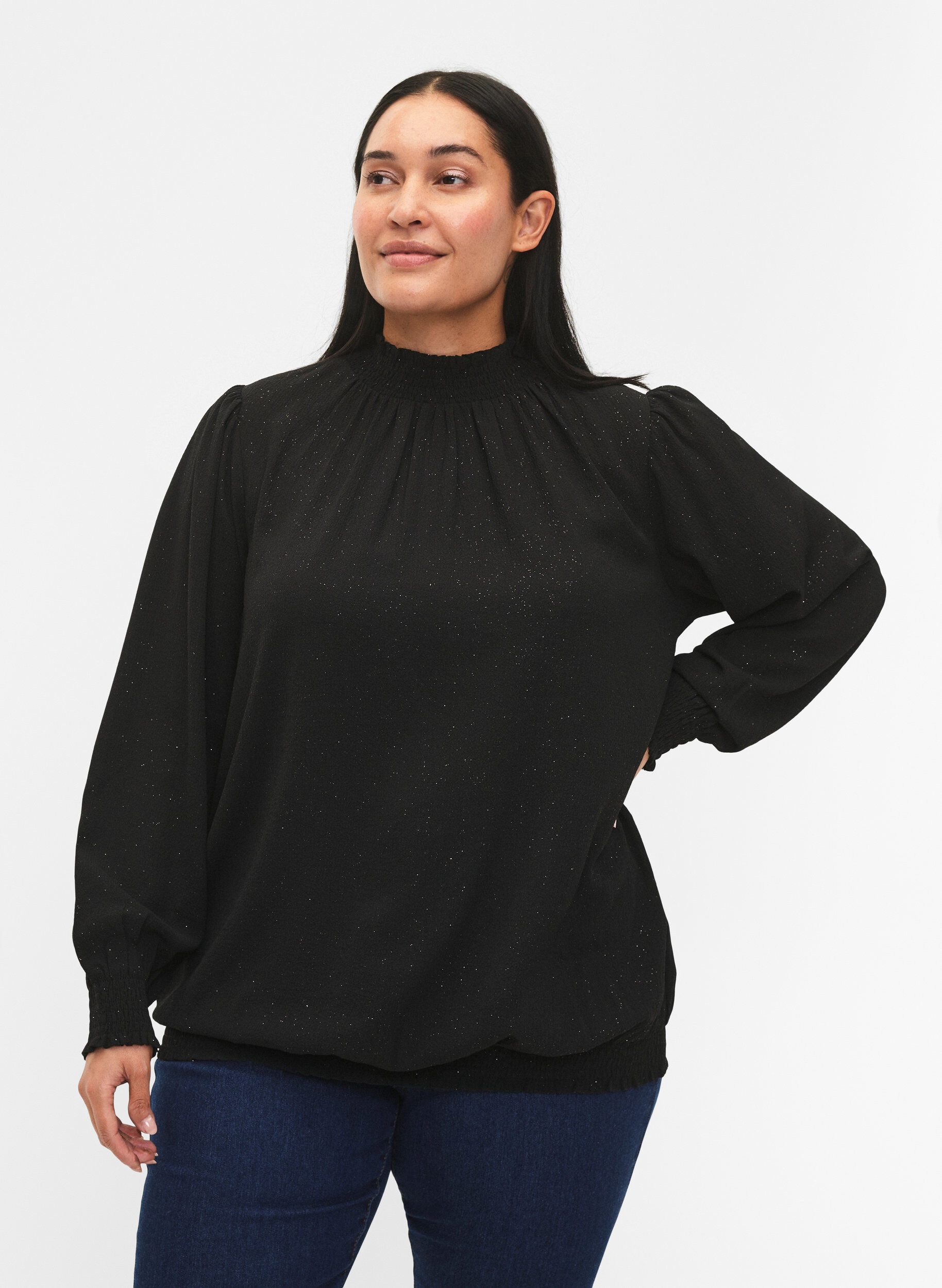 Zizzi FLASH - Blouse &agrave; manches longues scintillante avec smocks	, Black w. Silver, Model image number 0