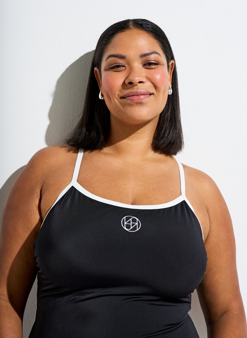 Maillot de bain de sport avec ganse contrastante et bretelles crois&eacute;es, Noir, Model image number 2