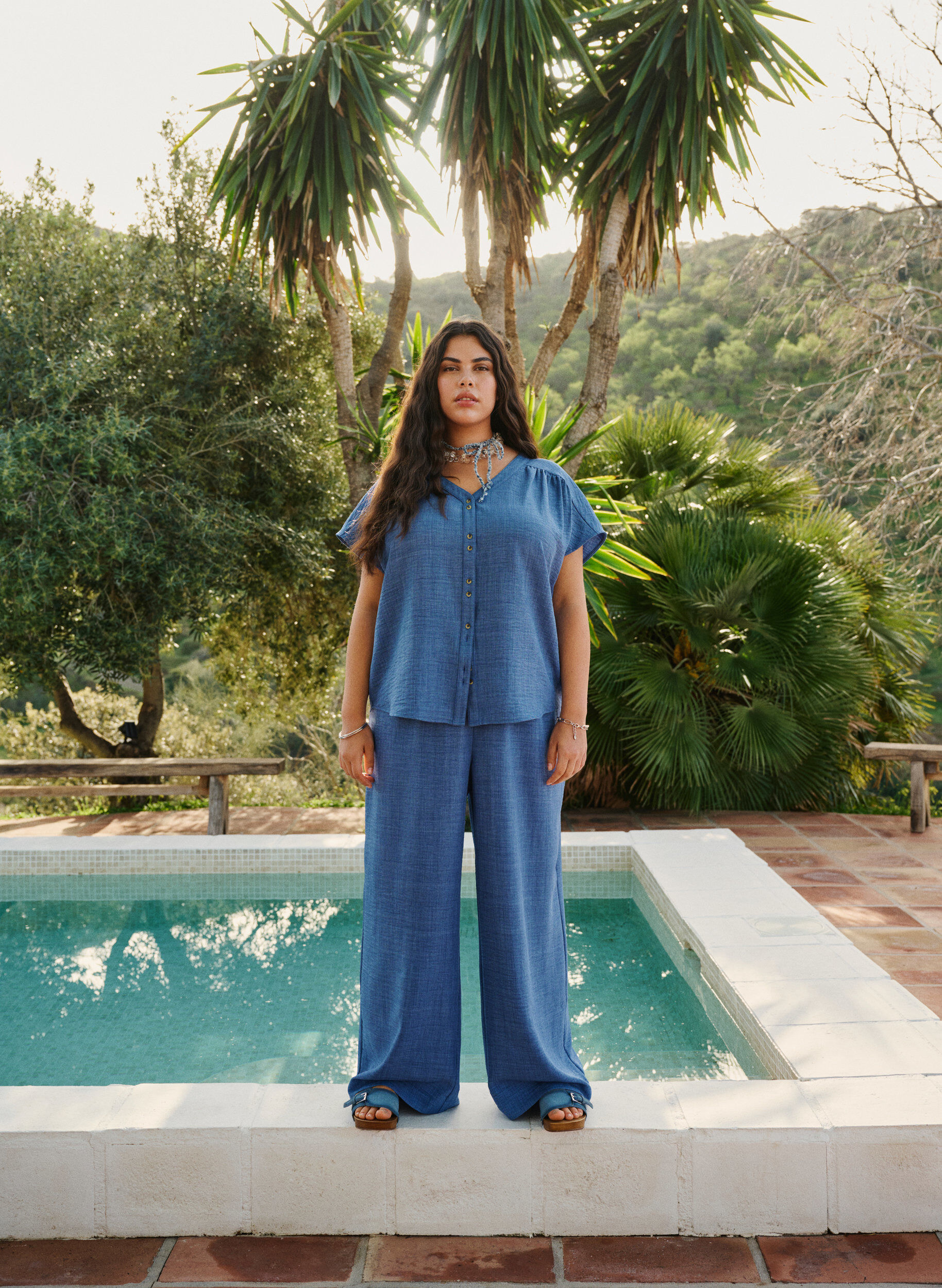 Zizzi Pantalon ample avec ceinture &eacute;lastique et poches, Bleu, Image image number 0