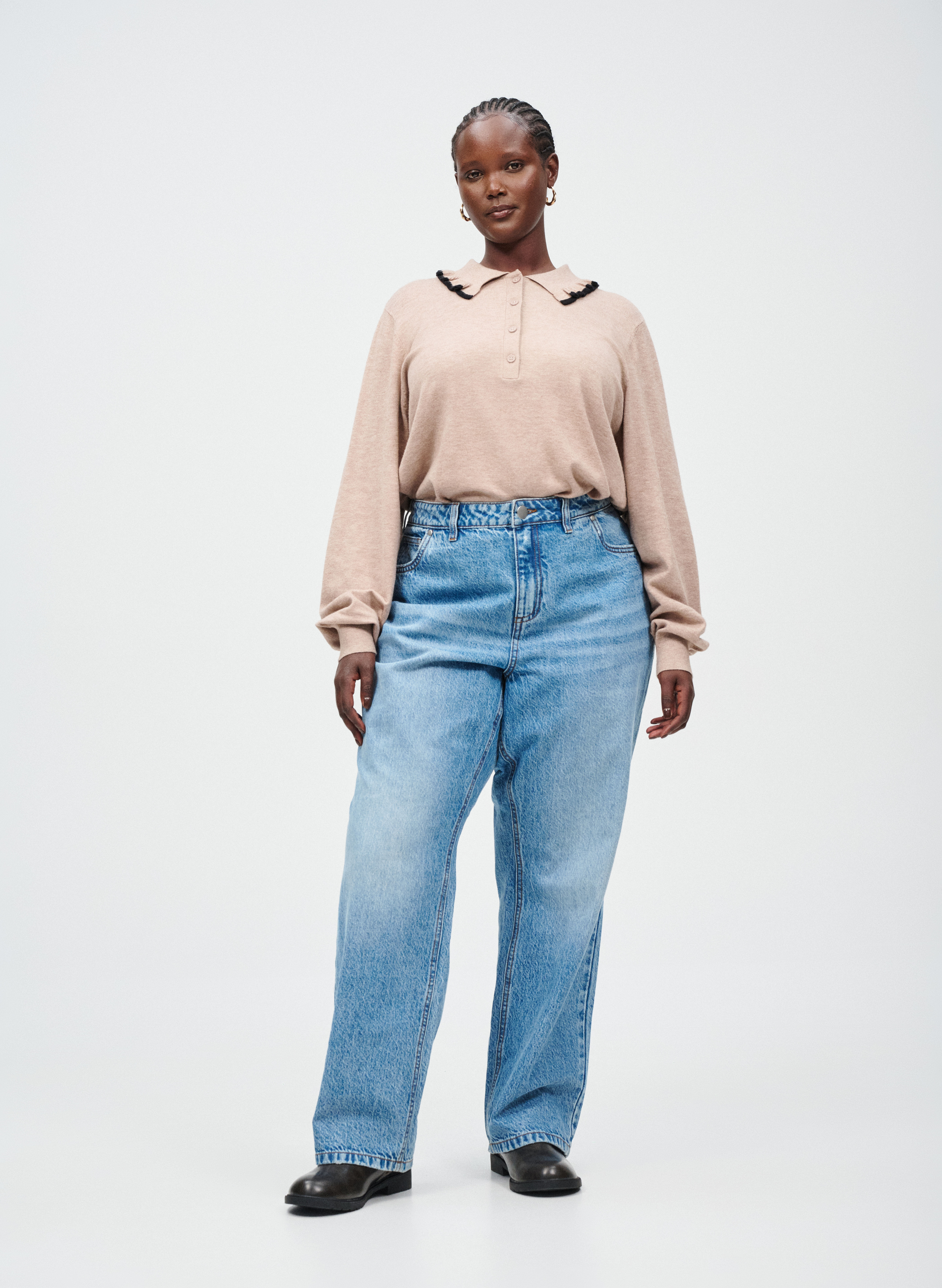 Polo avec col d&eacute;taill&eacute;, , Model