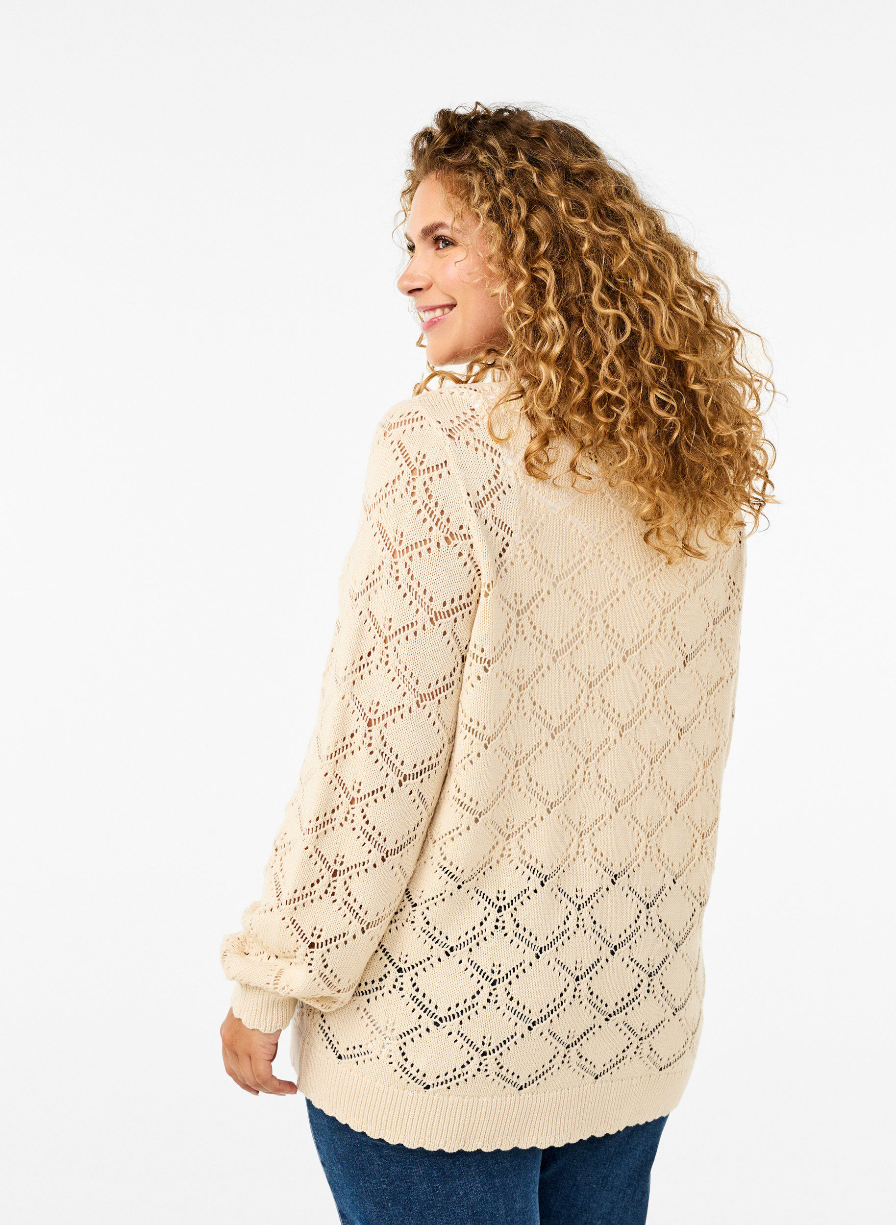 Zizzi Chemisier tricot&eacute; &agrave; motif de festons, Birch, Model image number 1