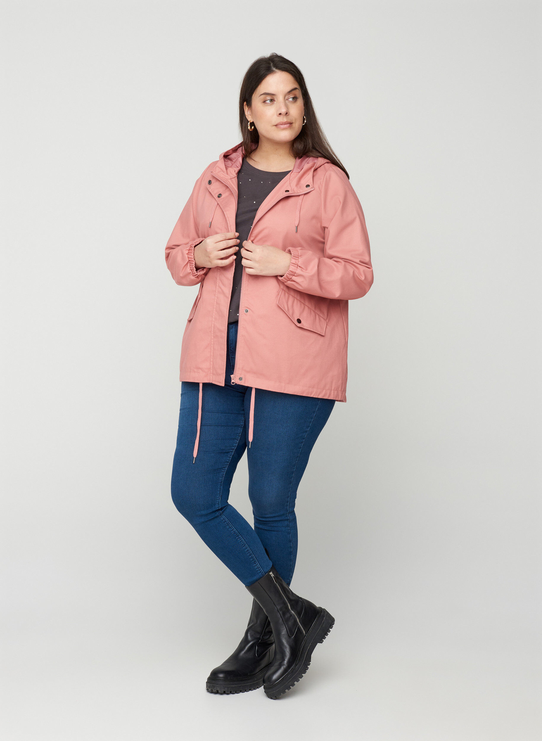 Zizzi Veste courte avec capuche et poches, Ash Rose, Model image number 2