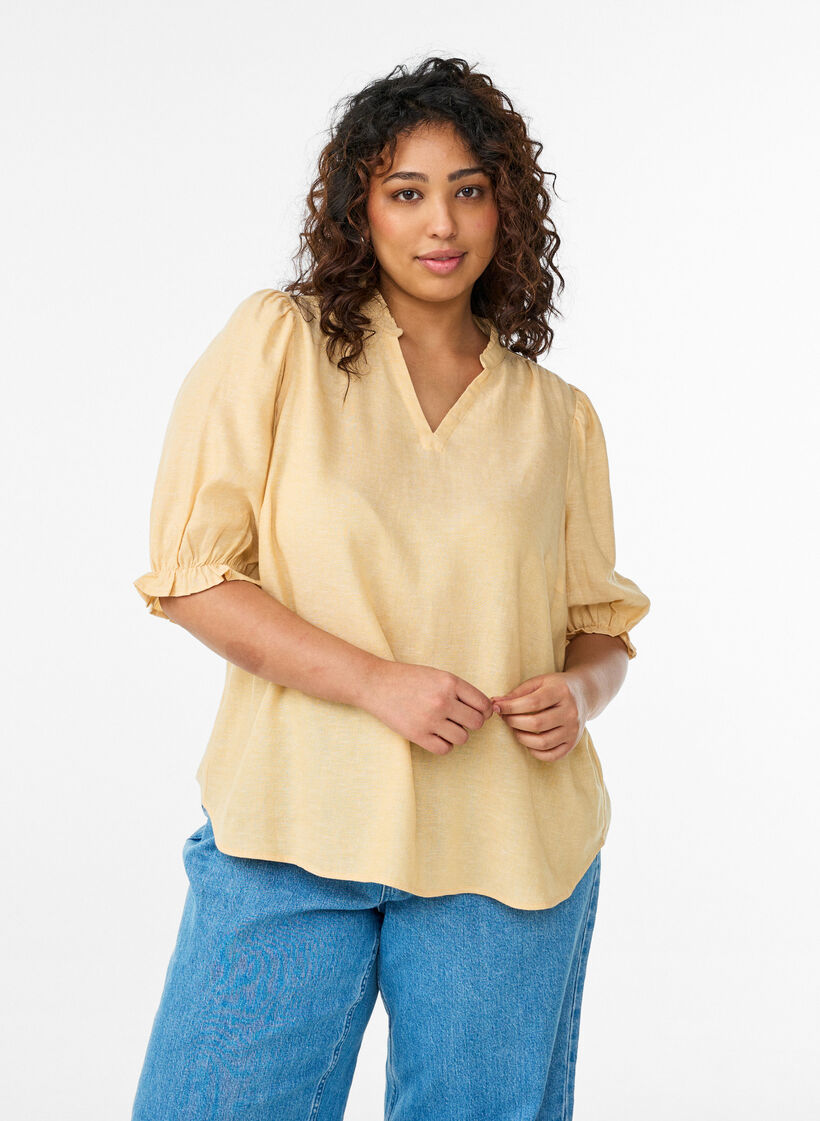 Blouse en lin et viscose avec manches 1/2, Jaune clair, Model image number 0