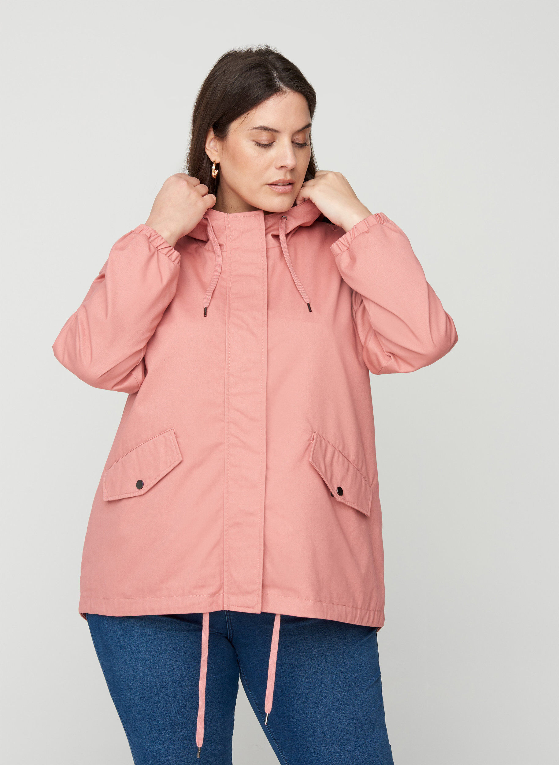 Zizzi Veste courte avec capuche et poches, Ash Rose, Model image number 0