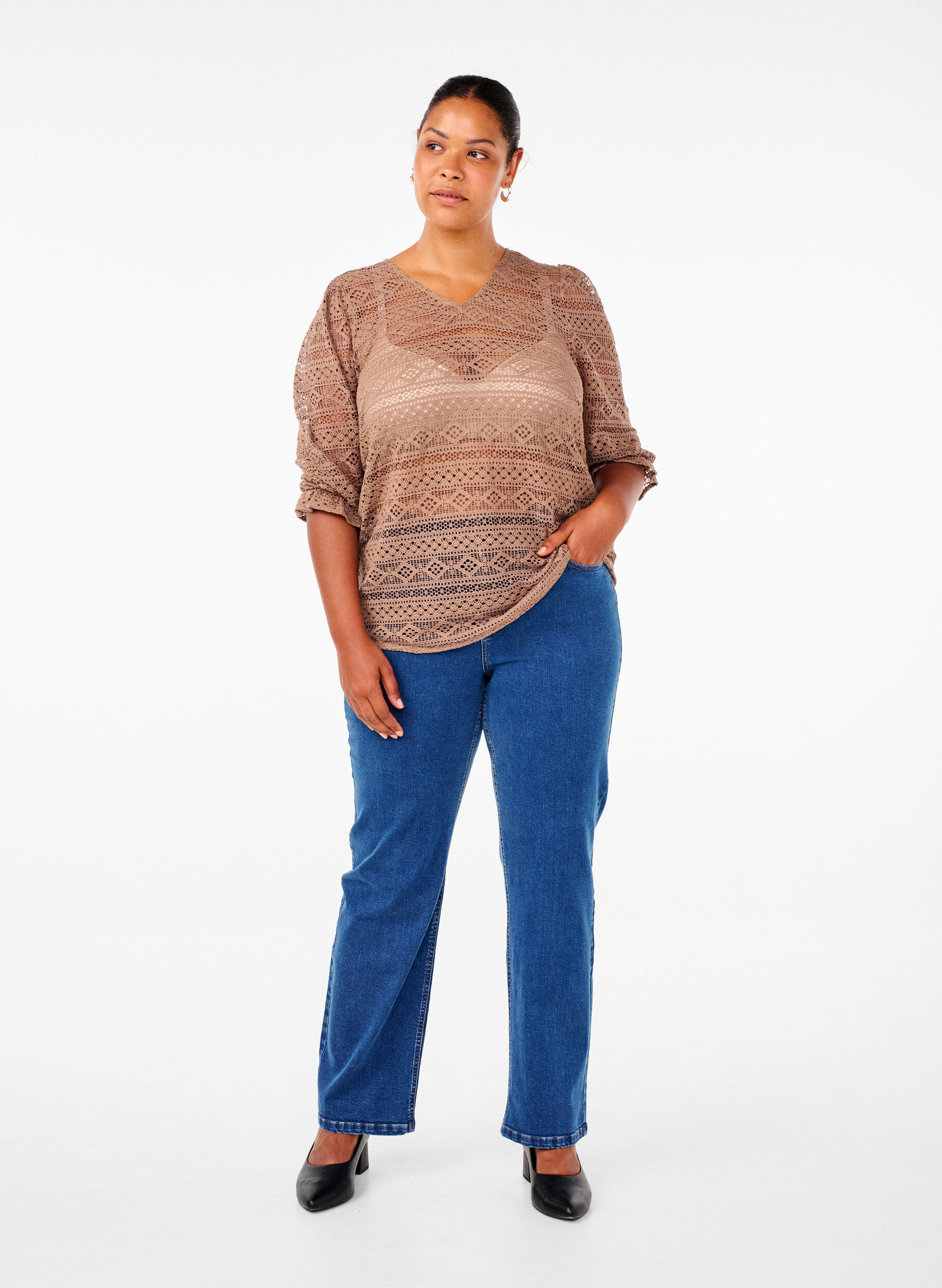 Zizzi Chemisier avec motif &agrave; trous et manches 3/4, Marron, Model image number 1