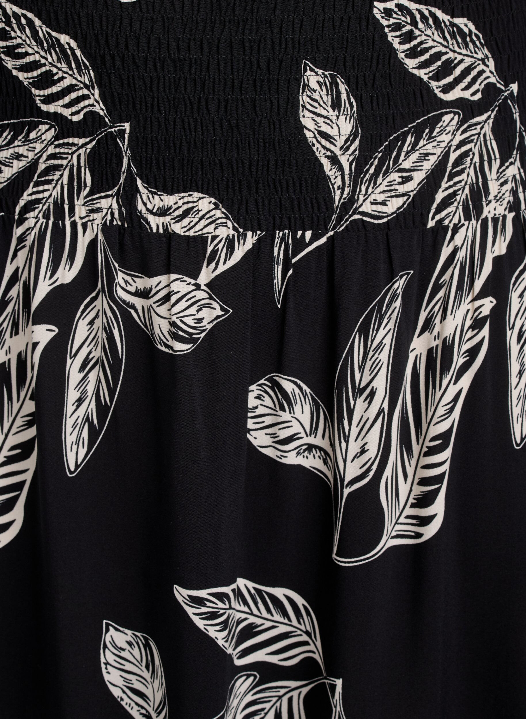 Zizzi Jupe longue en viscose avec smocks, Noir, Packshot image number 2