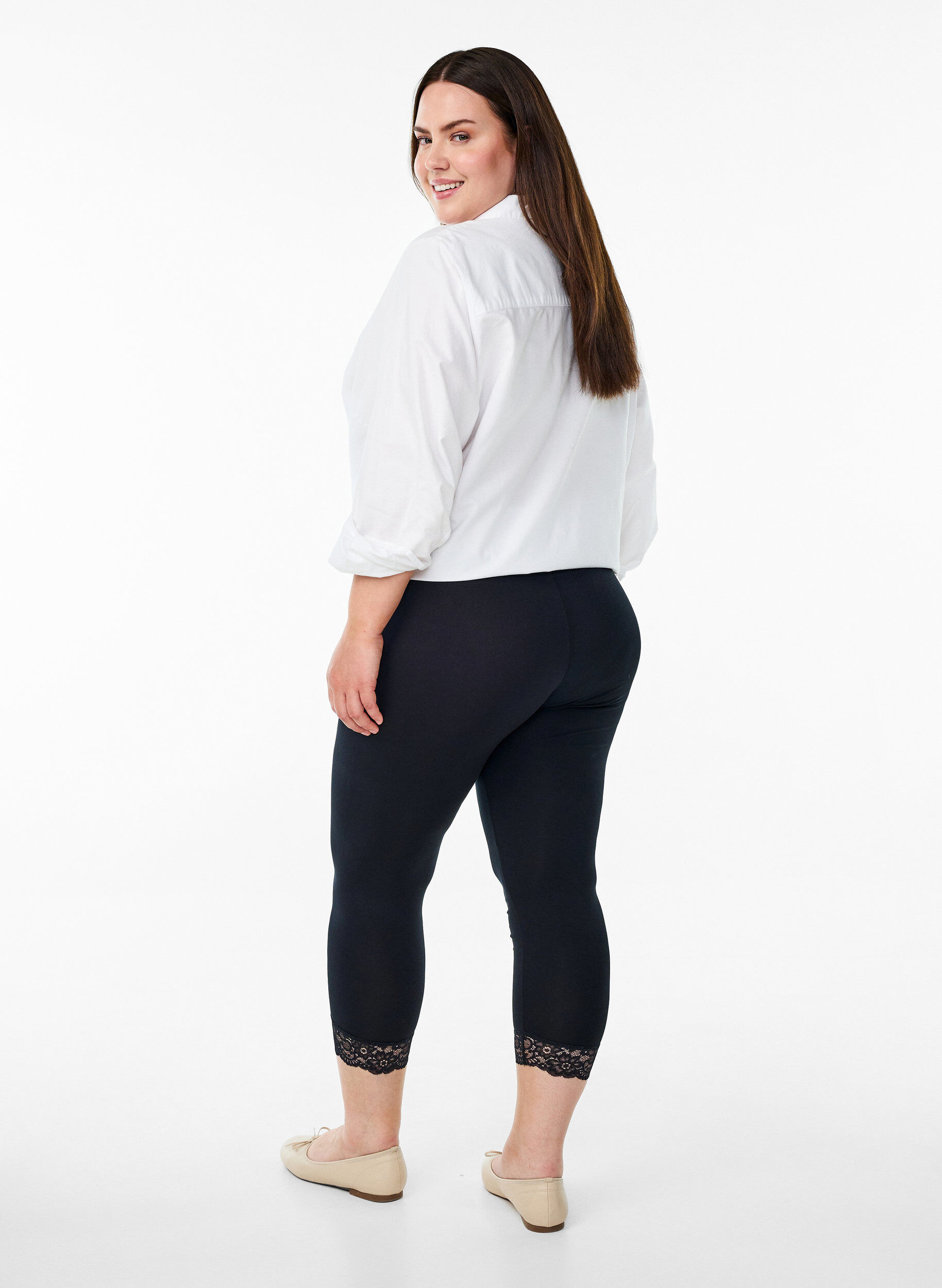 ZizziLeggings basiques 3/4 avec bordure en dentelle, Noir, Model image number 2