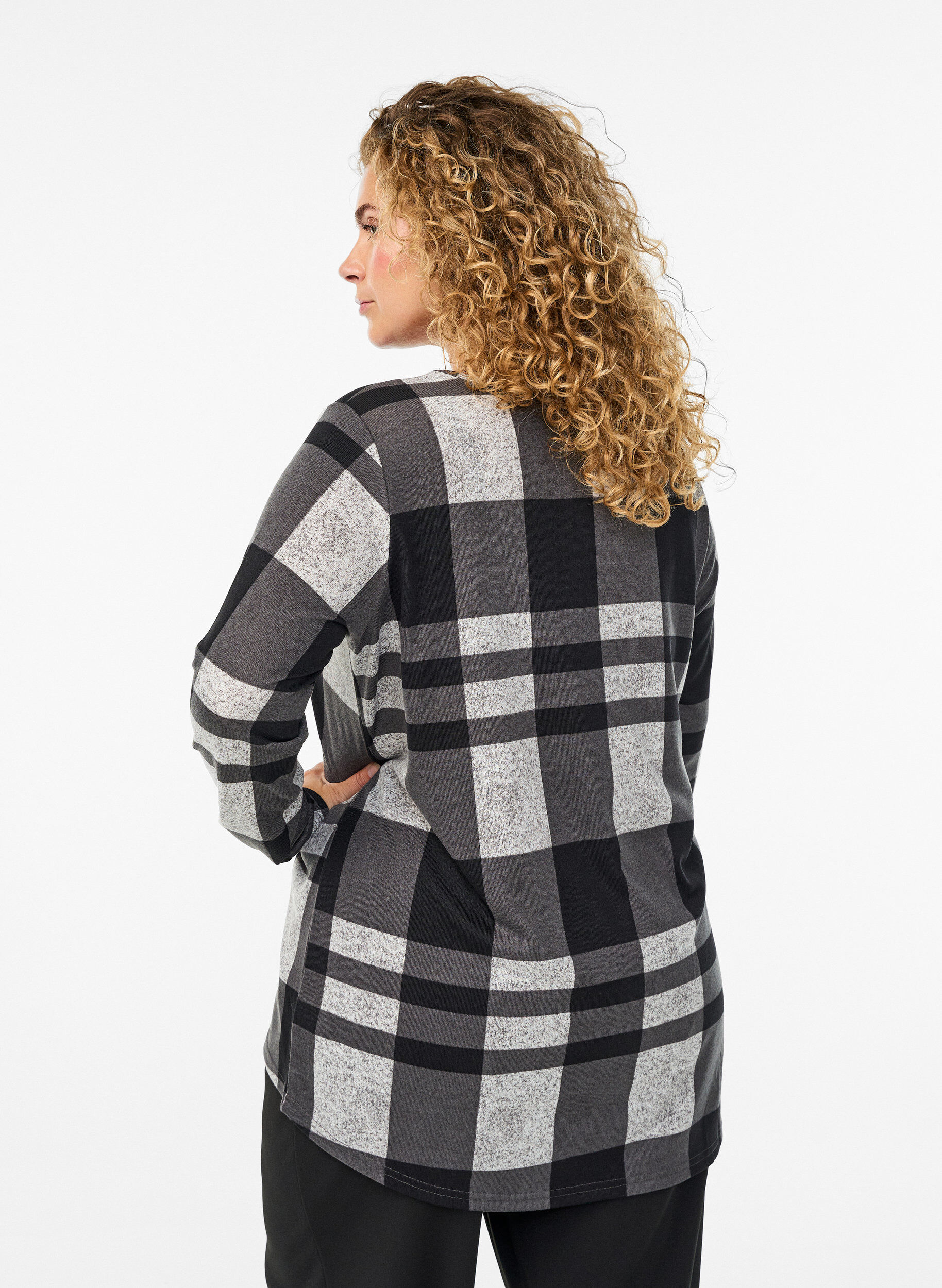 Zizzi Chemisier &agrave; motifs &agrave; manches longues, Gris, Model image number 2