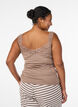 Top en viscose avec bord en dentelle, Beige, Model image number 2