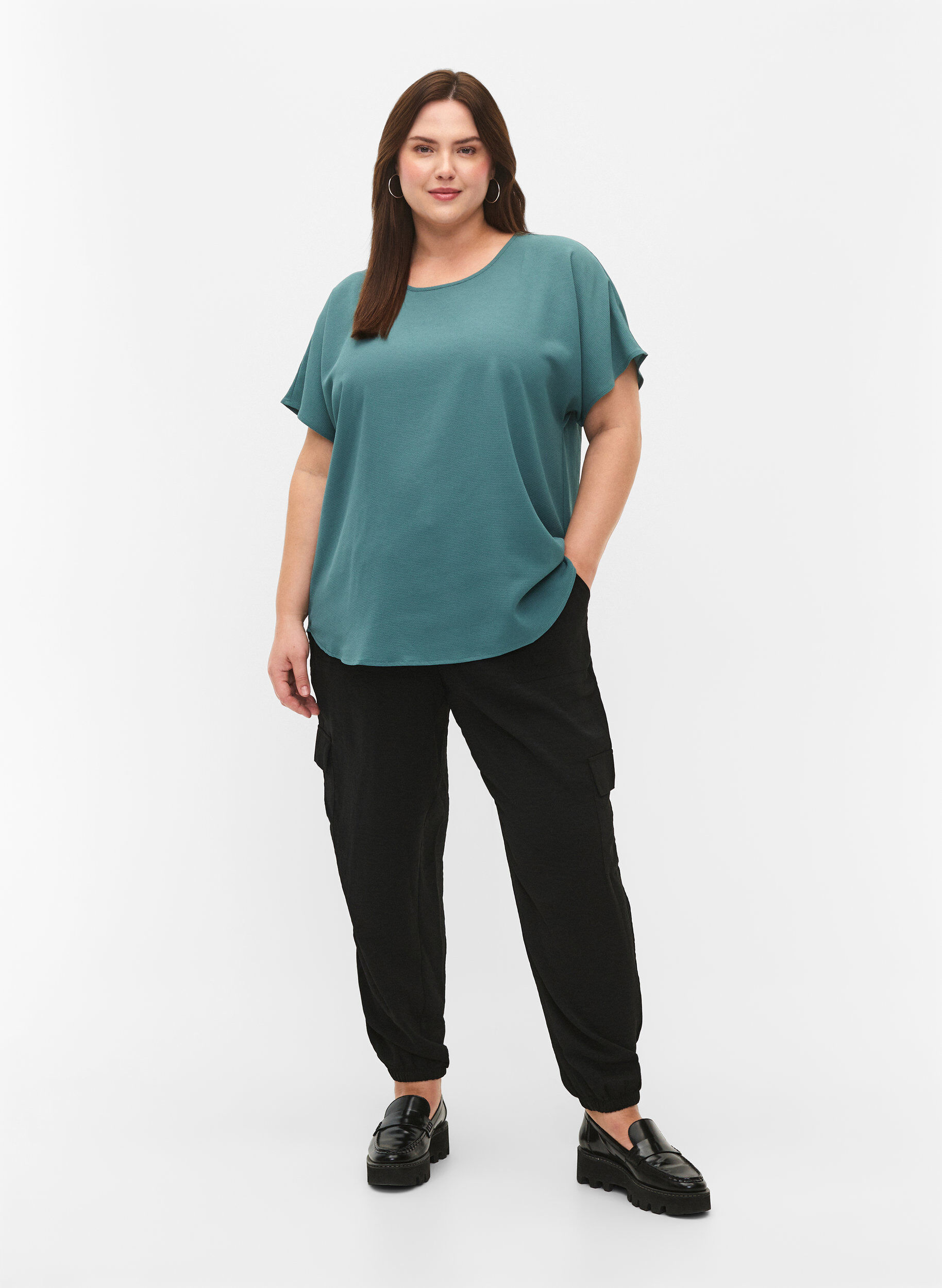 ZizziBlouse &agrave; manches courtes et encolure ronde, Vert fonc&eacute;, Model image number 1
