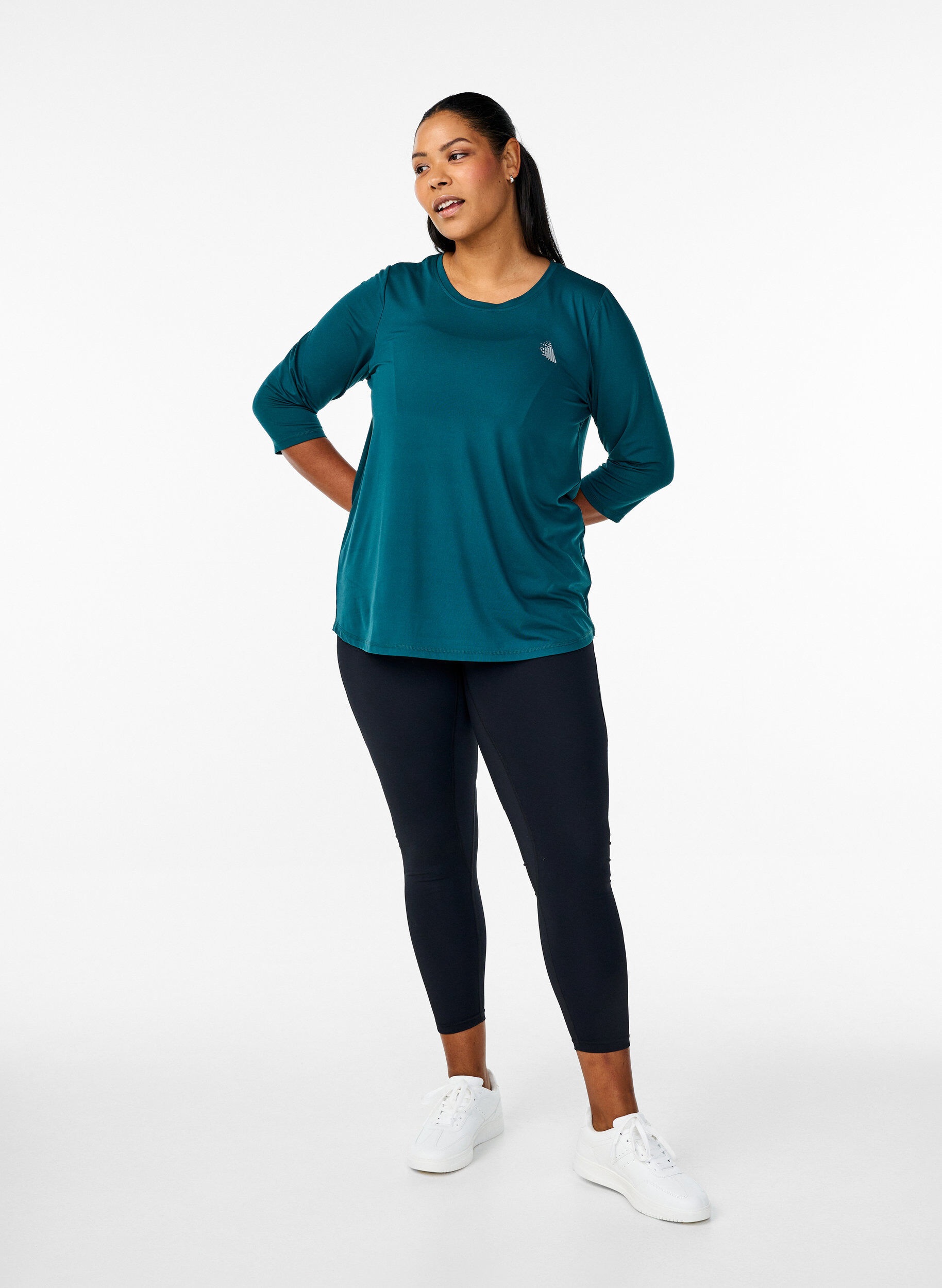 ZizziBlouse d'entra&icirc;nement &agrave; manches 3/4, Vert, Model image number 1