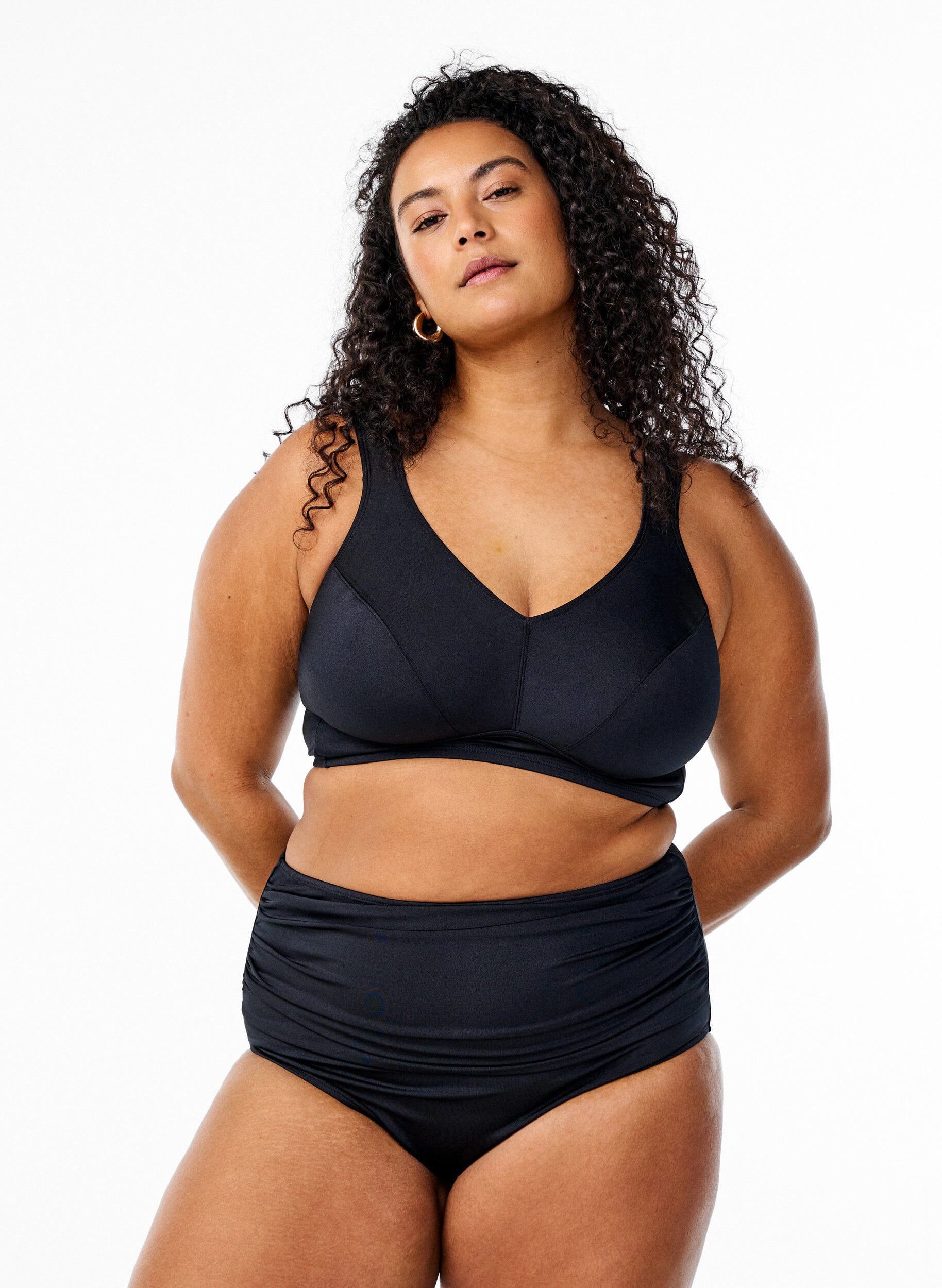 Zizzi Culotte de bikini taille haute avec fronces, Noir, Model image number 0