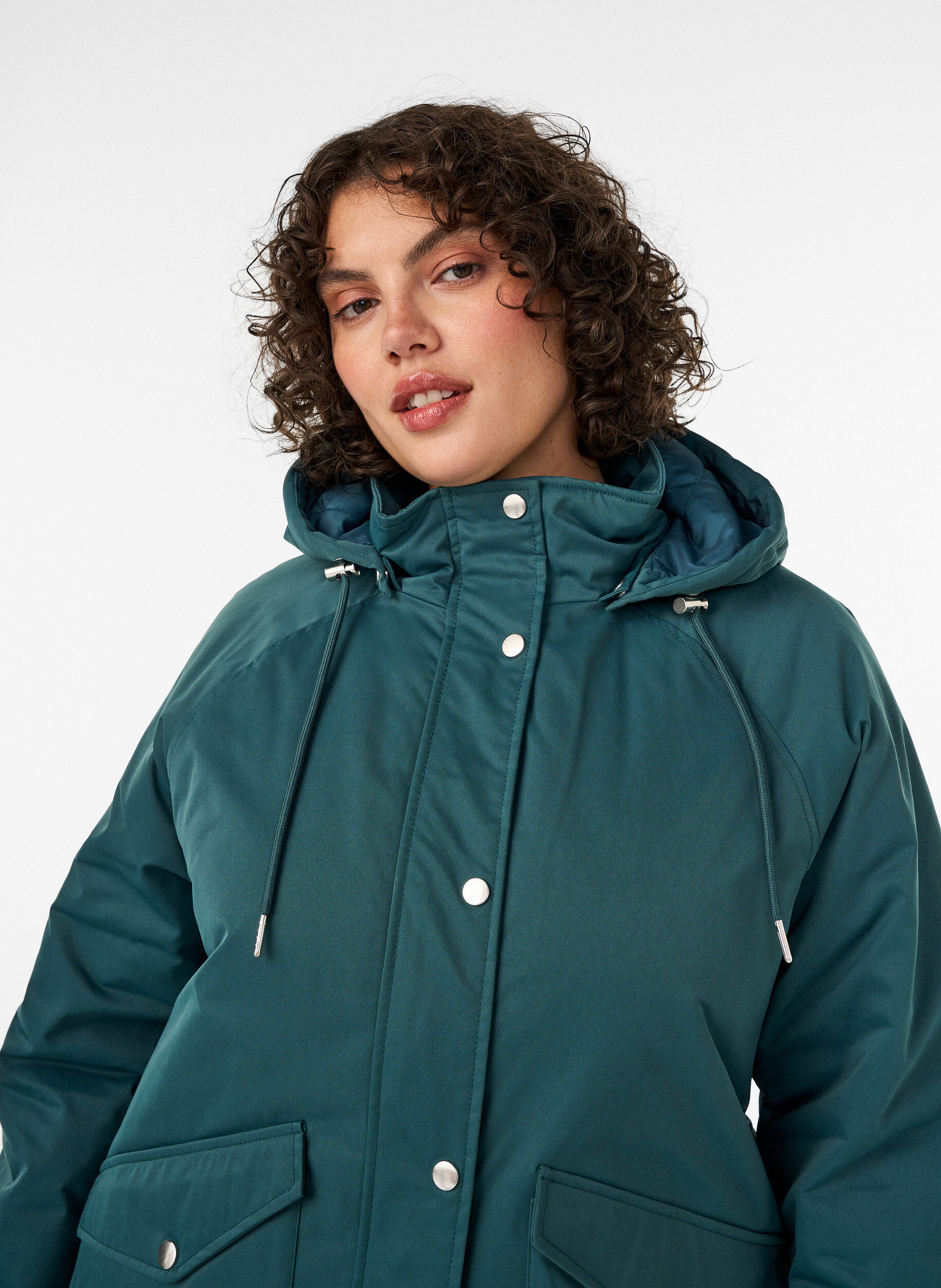 ZizziParka matelass&eacute; avec une capuche amovible, Vert fonc&eacute;, Model image number 3