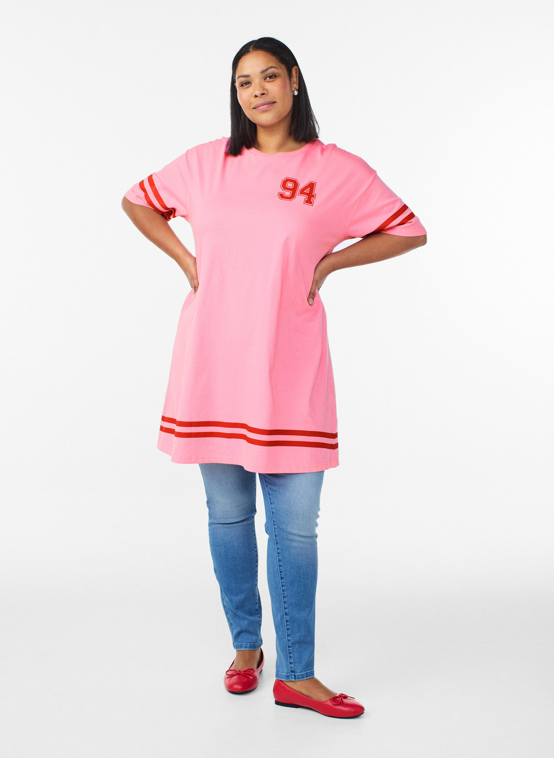 Zizzi Robe T-shirt courte avec d&eacute;tails sport, Rose, Model image number 1